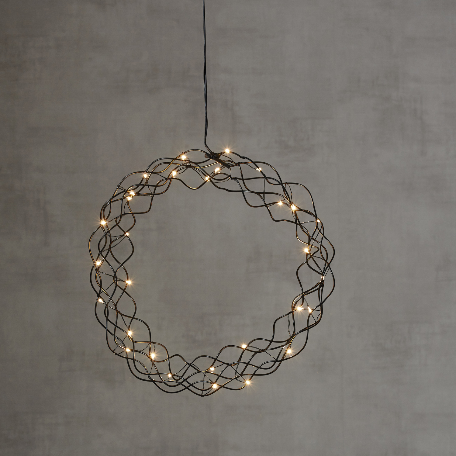 LED-Kranz "Curly" - 30 warmweiße LED - D: 30cm - Material: Metall - schwarz LED-Kranz "Curly" - 30 warmweiße LED - D: 30cm - Material: Metall - schwarz