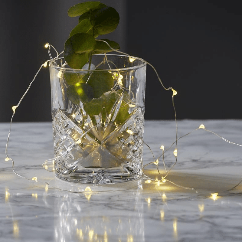 LED Drahtlichterkette "Dew Drop" - 40 warmweiße LED - silberner Draht - 2m - Batteriebetrieb - Timer LED Drahtlichterkette "Dew Drop" - 40 warmweiße LED - silberner Draht - 2m - Batteriebetrieb - Timer