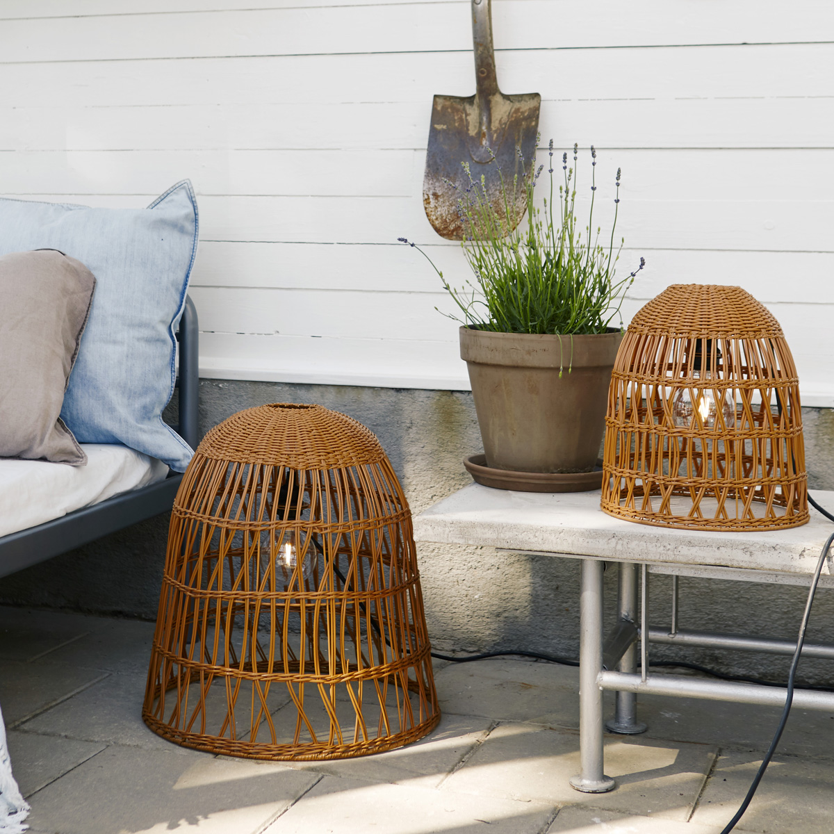 Lampenschirm BELL wetterfest - Rattan-Optik - mit E27 Kabelfassung - D: 48cm/H: 50cm - braun