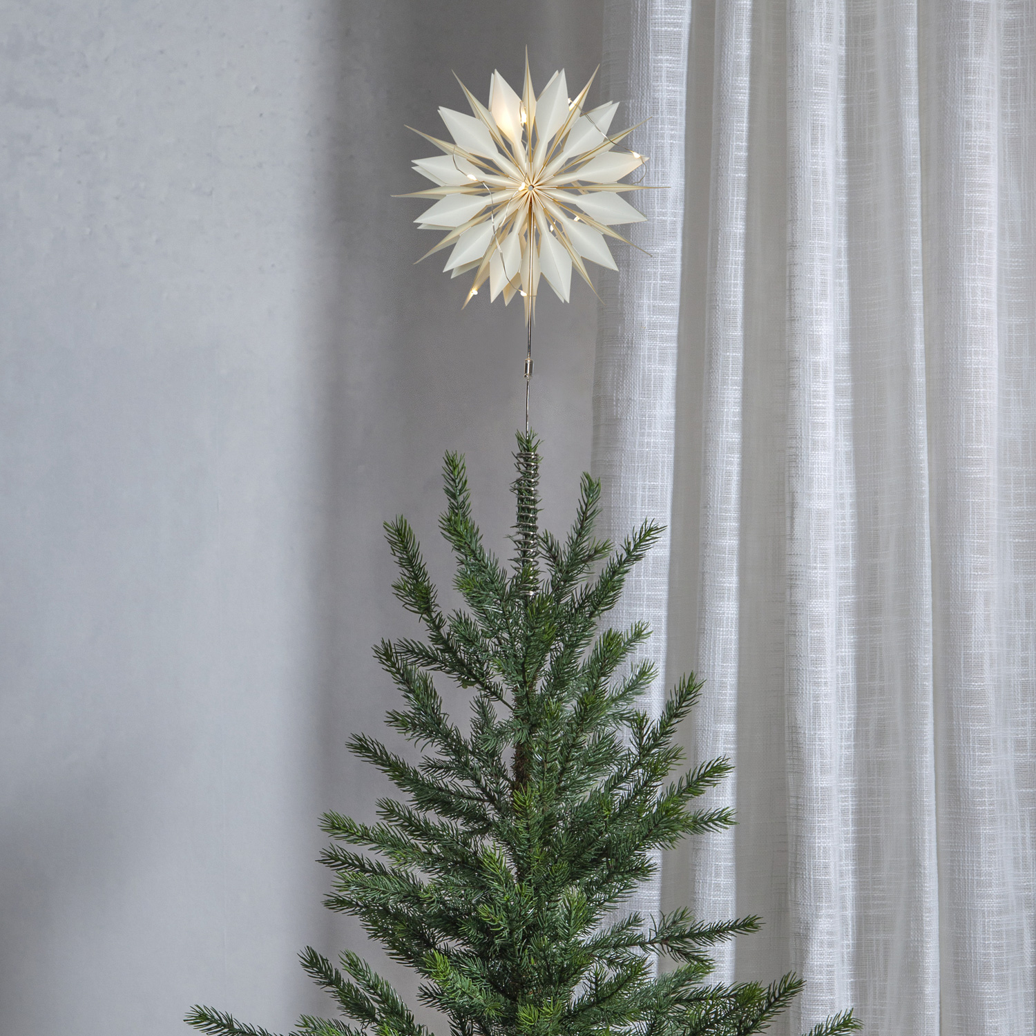 LED Baumspitze Papierstern MELLI -  10 warmweiße LED - H: 43cm - D: 20cm - Timer - Batterie - weiß LED Baumspitze Papierstern MELLI -  10 warmweiße LED - H: 43cm - D: 20cm - Timer - Batterie - weiß