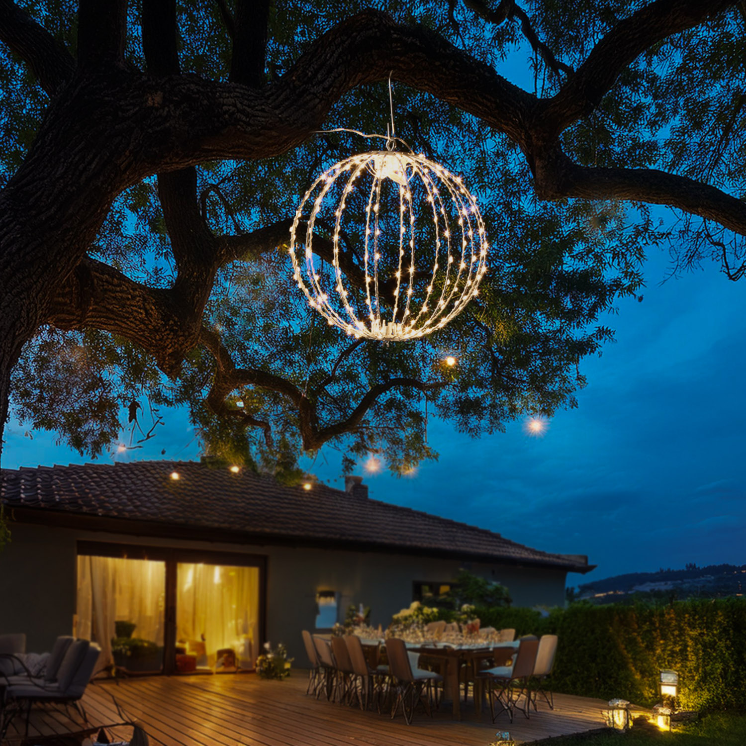 LED Drahtkugel - 3D Leuchtkugel - D: 38cm - 240 warmweiße LED - faltbar - 8 Modi/Timer - Innen/Außen