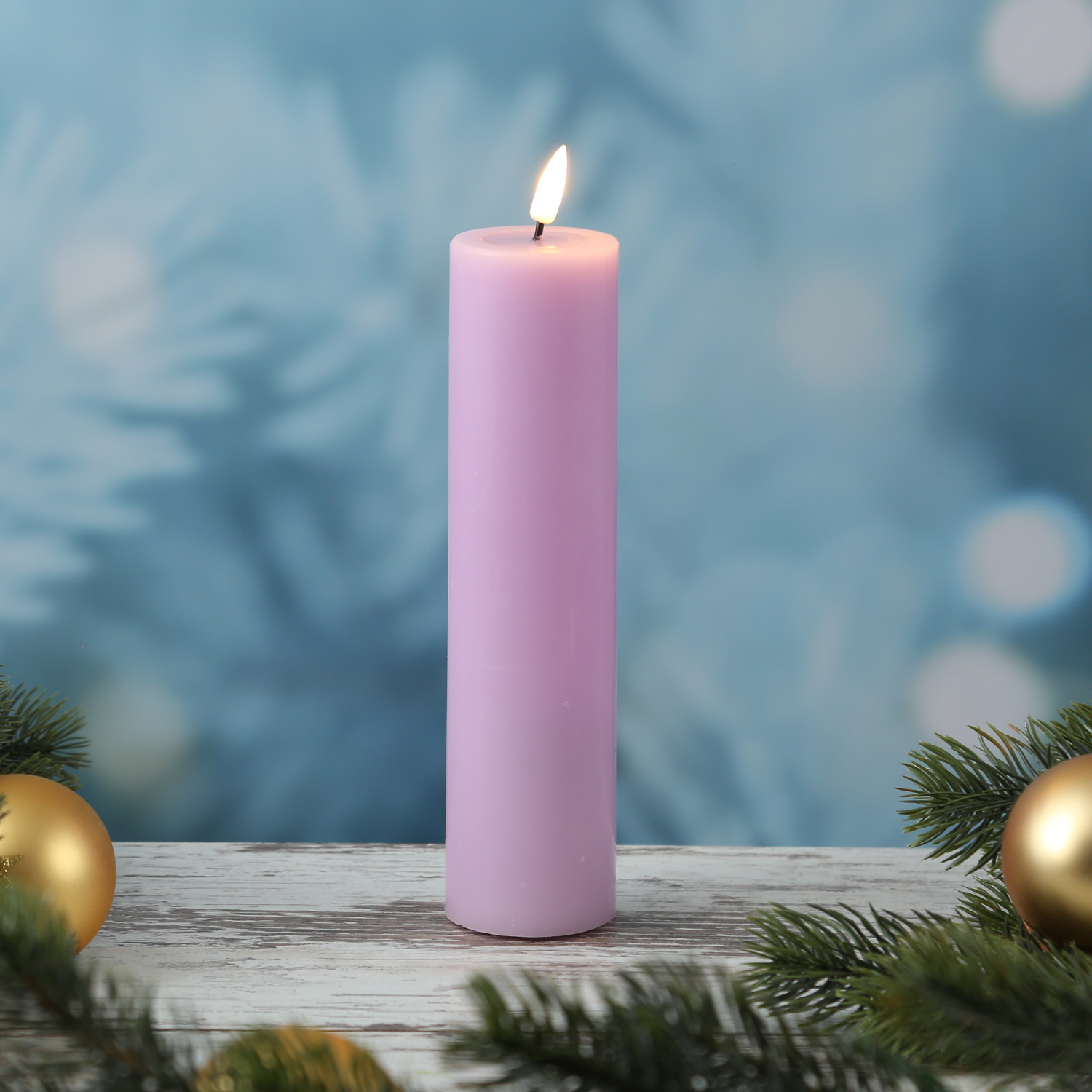 LED Stumpenkerze MIA - Echtwachs - realistische 3D Flamme - H: 20cm - D: 5cm - lavendel LED Stumpenkerze MIA - Echtwachs - realistische 3D Flamme - H: 20cm - D: 5cm - lavendel