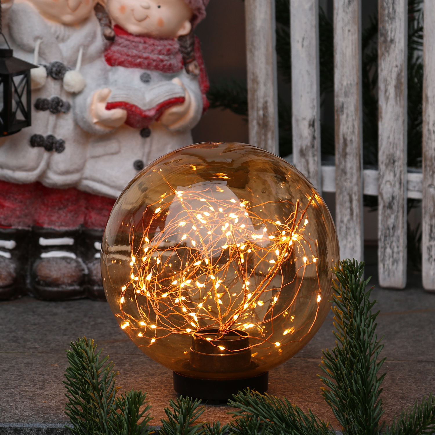 LED Kugel mit Drahtlicherkette - stehend - 80 bernsteinfarbene LED - D: 20cm - f. Außen - amber