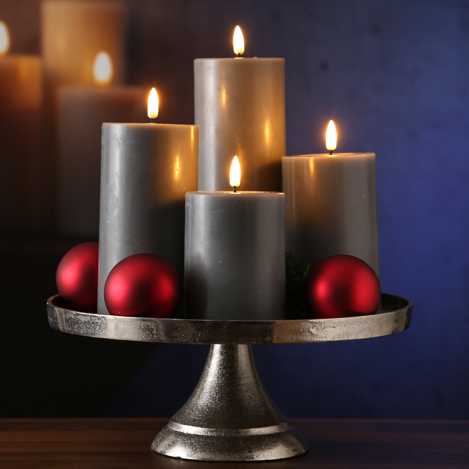 LED Kerzenset MIA - Echtwachs - 4 Größen - inkl. Batterien und Fernbedienung - grau - 4er Set LED Kerzenset MIA - Echtwachs - 4 Größen - inkl. Batterien und Fernbedienung - grau - 4er Set