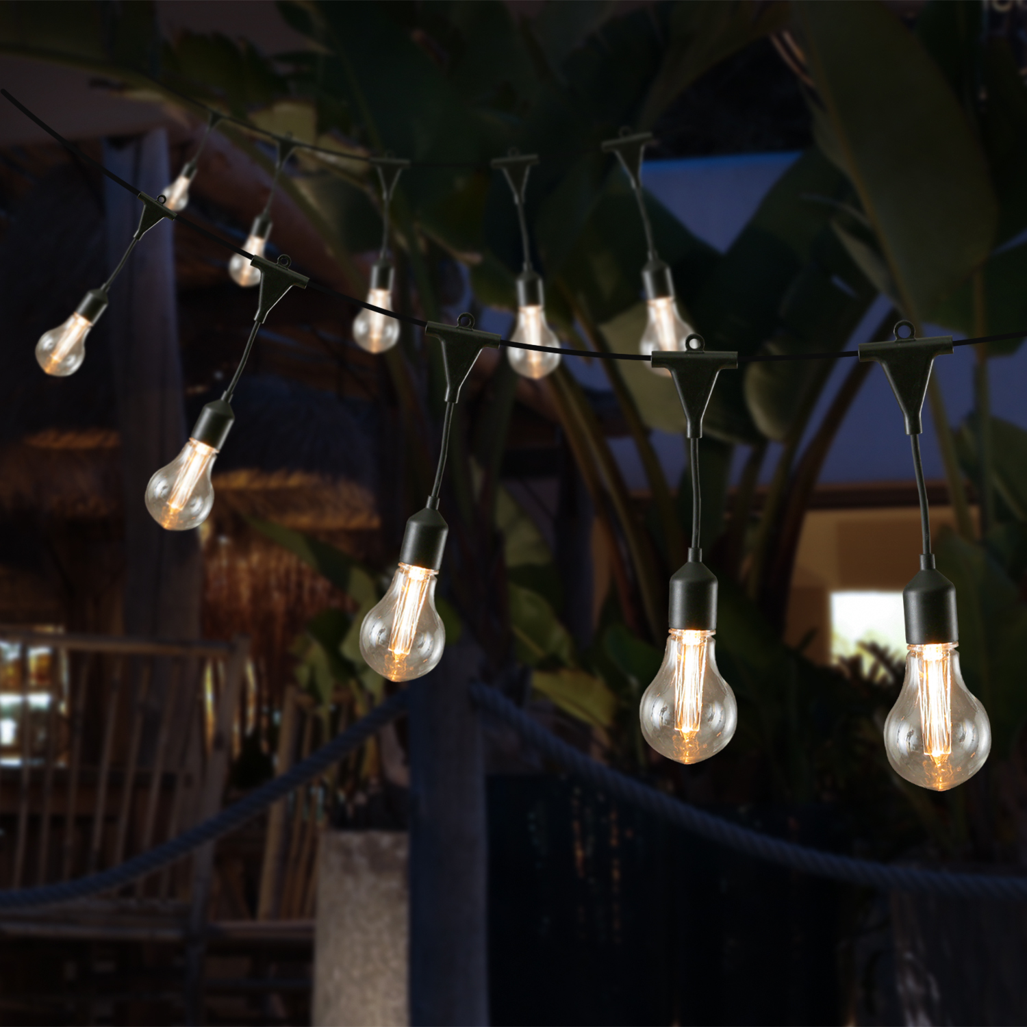 LED Lichterkette GLÜHBIRNE - 20 Filament LED - L: 9,5m - koppelbar bis 100 LED - Trafo - für Außen LED Lichterkette GLÜHBIRNE - 20 Filament LED - L: 9,5m - koppelbar bis 100 LED - Trafo - für Außen