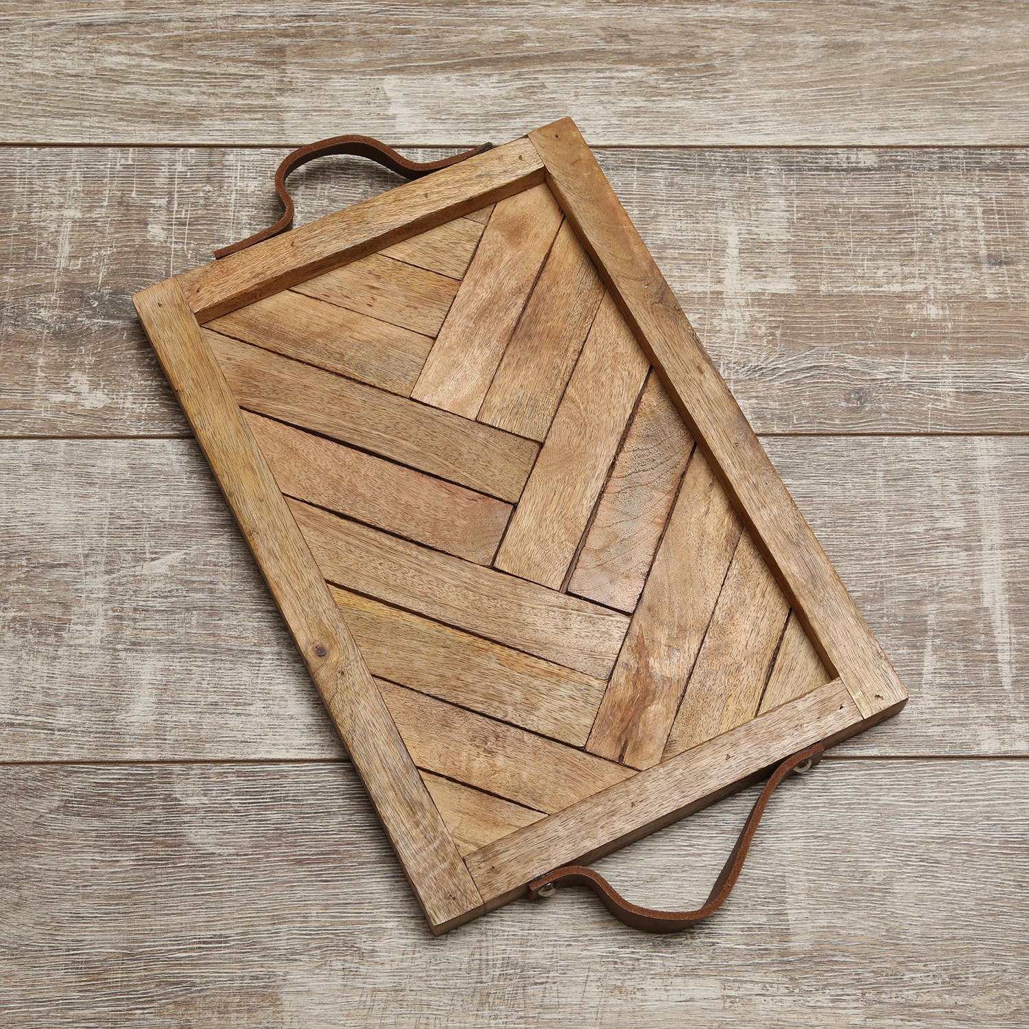 Holztablett - Dekotablett - Kunstledergriffe - rechteckig - Mangoholz - L: 54cm - H: 3cm - natur Holztablett - Dekotablett - Kunstledergriffe - rechteckig - Mangoholz - L: 54cm - H: 3cm - natur