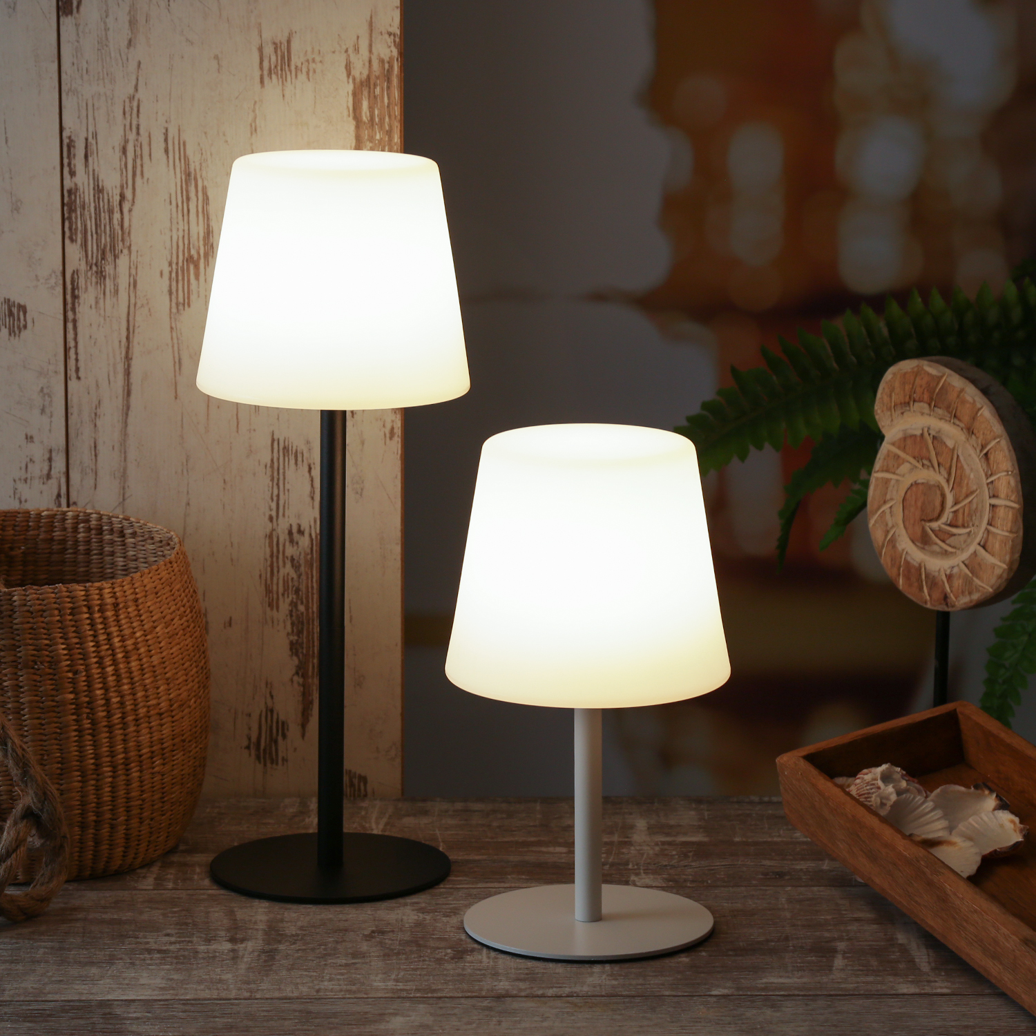 LED Garten Tischlampe - 4 Helligkeitsstufen - 2 Höhen - H: 40cm - wiederaufladbar per USB - f. Außen LED Garten Tischlampe - 4 Helligkeitsstufen - 2 Höhen - H: 40cm - wiederaufladbar per USB - f. Außen