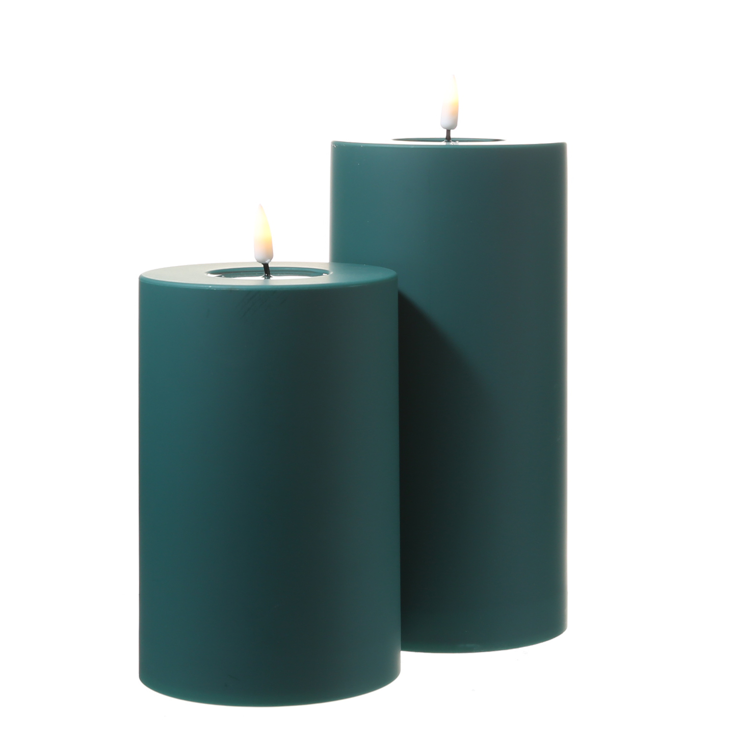 LED Stumpenkerze MIA - Kunststoff - realistische 3D Flamme - H: 15cm - f. Außen - dunkelgrün LED Stumpenkerze MIA - Kunststoff - realistische 3D Flamme - H: 15cm - f. Außen - dunkelgrün