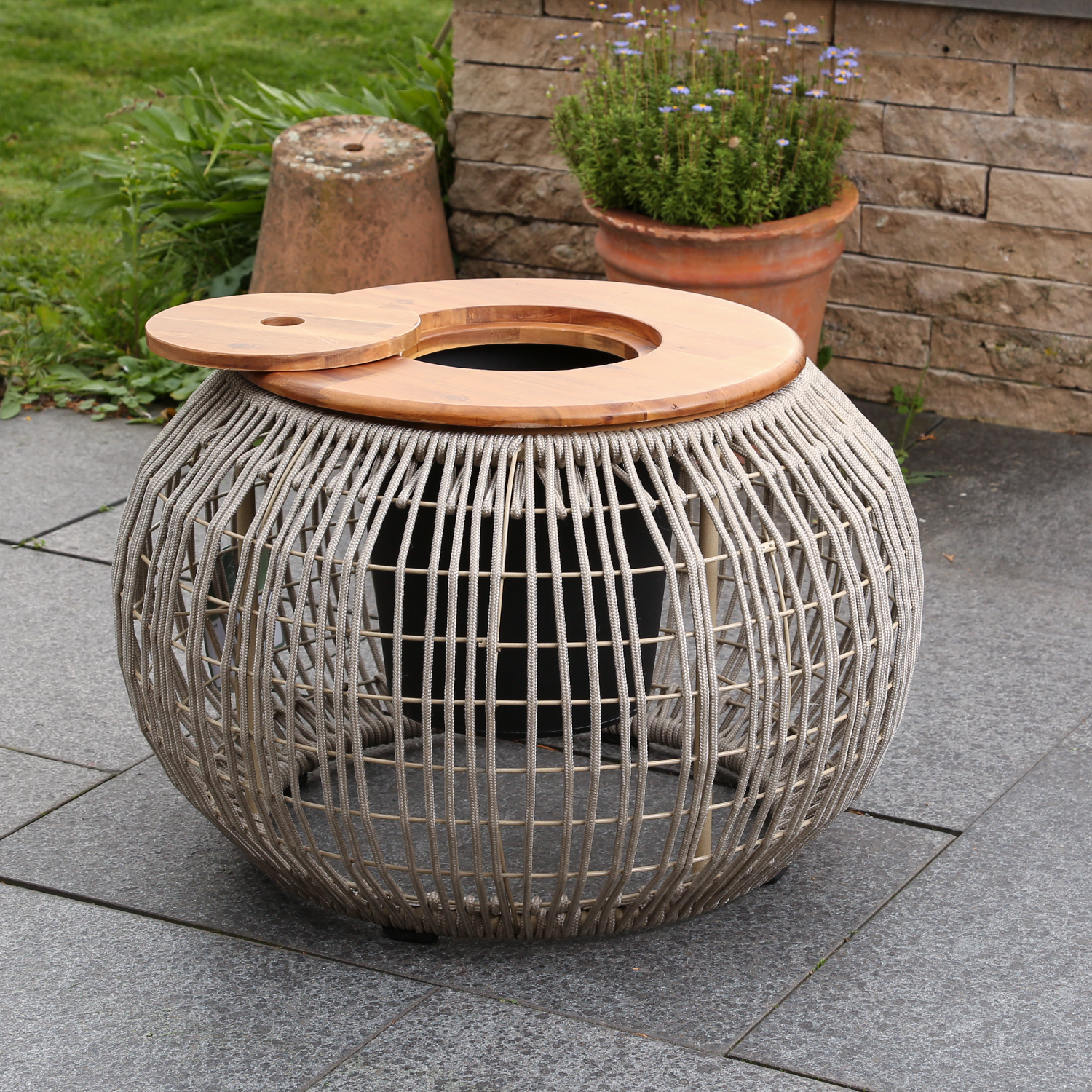 Garten Beistelltisch - integrierter Behälter - Kunststoffseil - H: 37cm - D: 58cm - beige