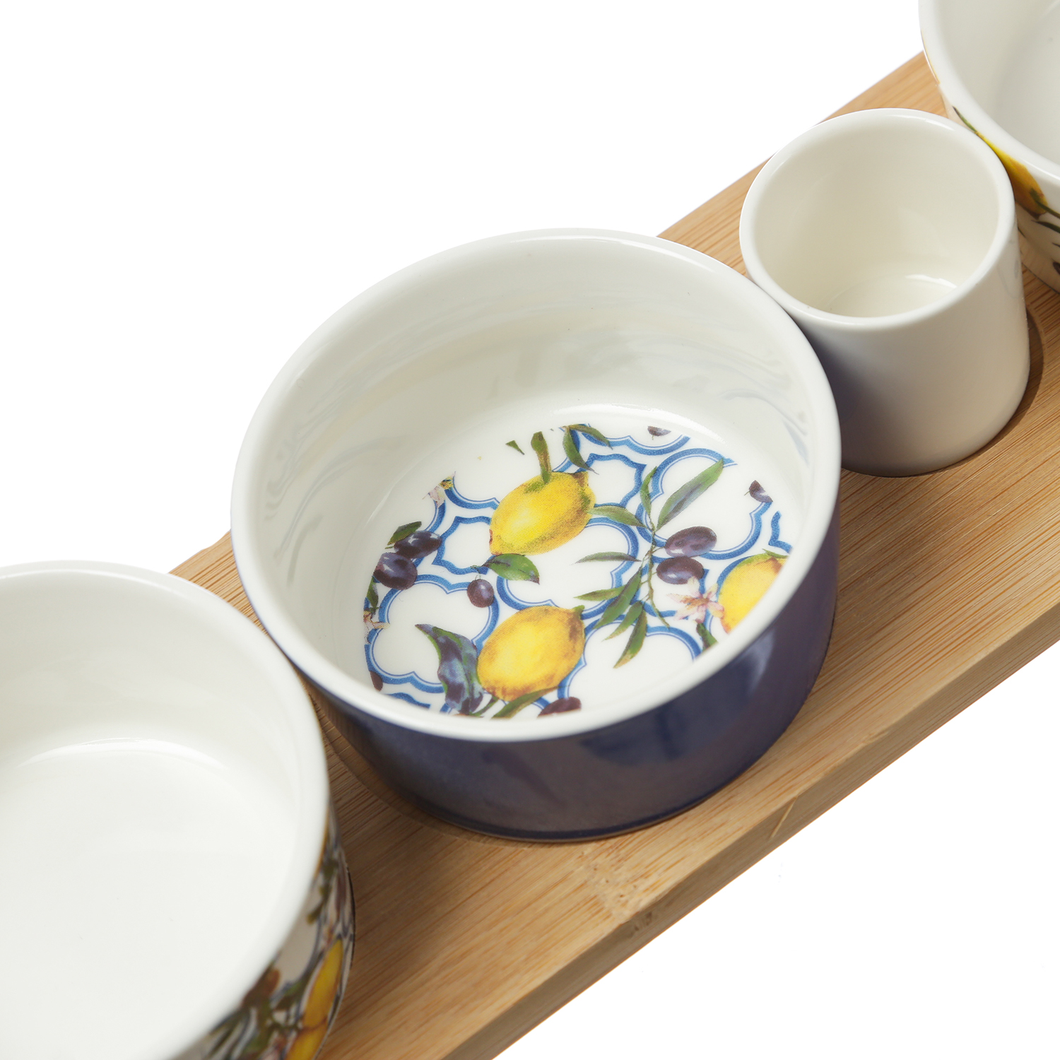 Tapas Set - Servierset - Holzbrett mit 4 Schalen und Fingefood Spießen - L: 40cm - Porzellan Tapas Set - Servierset - Holzbrett mit 4 Schalen und Fingefood Spießen - L: 40cm - Porzellan