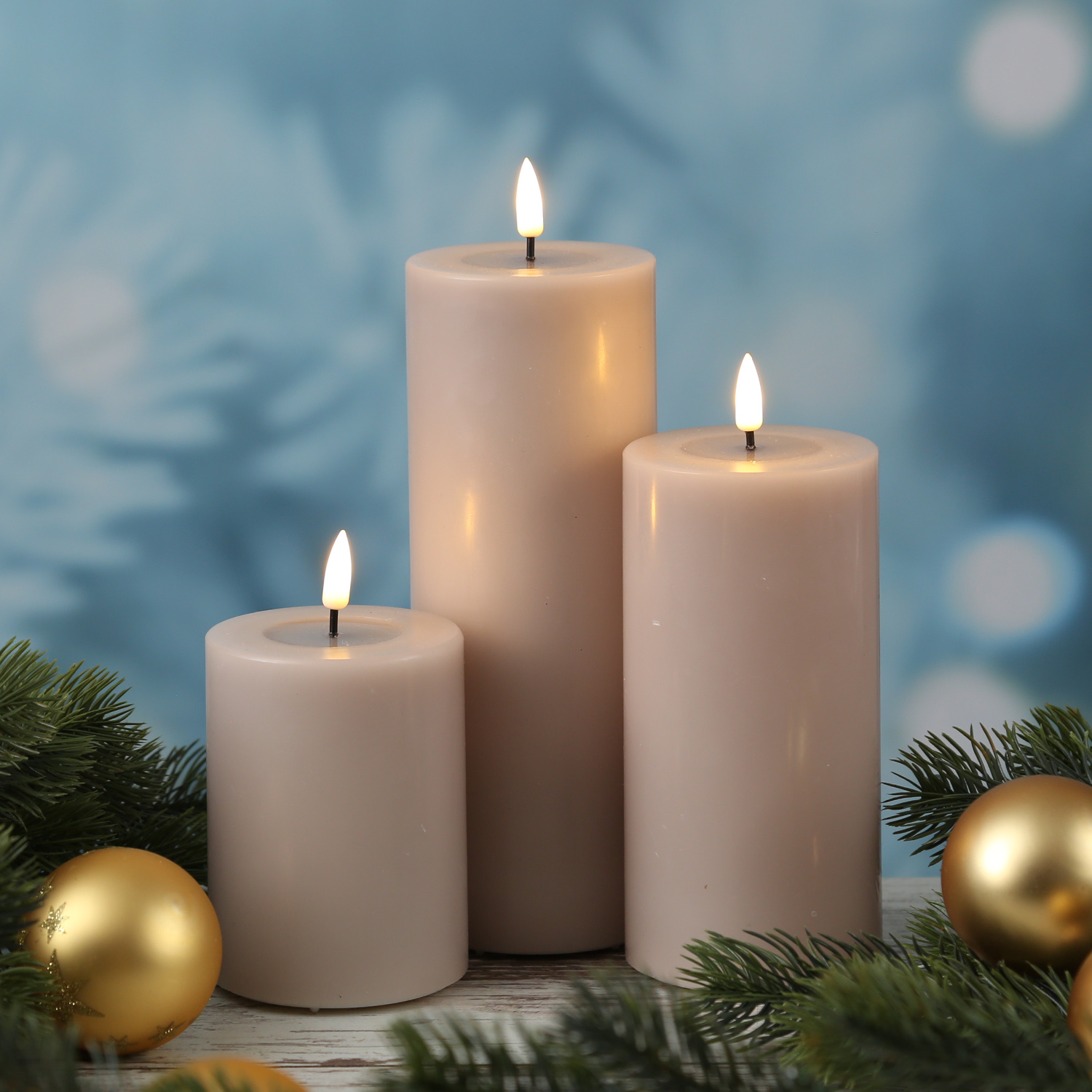 LED Stumpenkerze MIA - Echtwachs - realistische 3D Flamme - H: 20cm - D: 7,5cm - altrosa LED Stumpenkerze MIA - Echtwachs - realistische 3D Flamme - H: 20cm - D: 7,5cm - altrosa