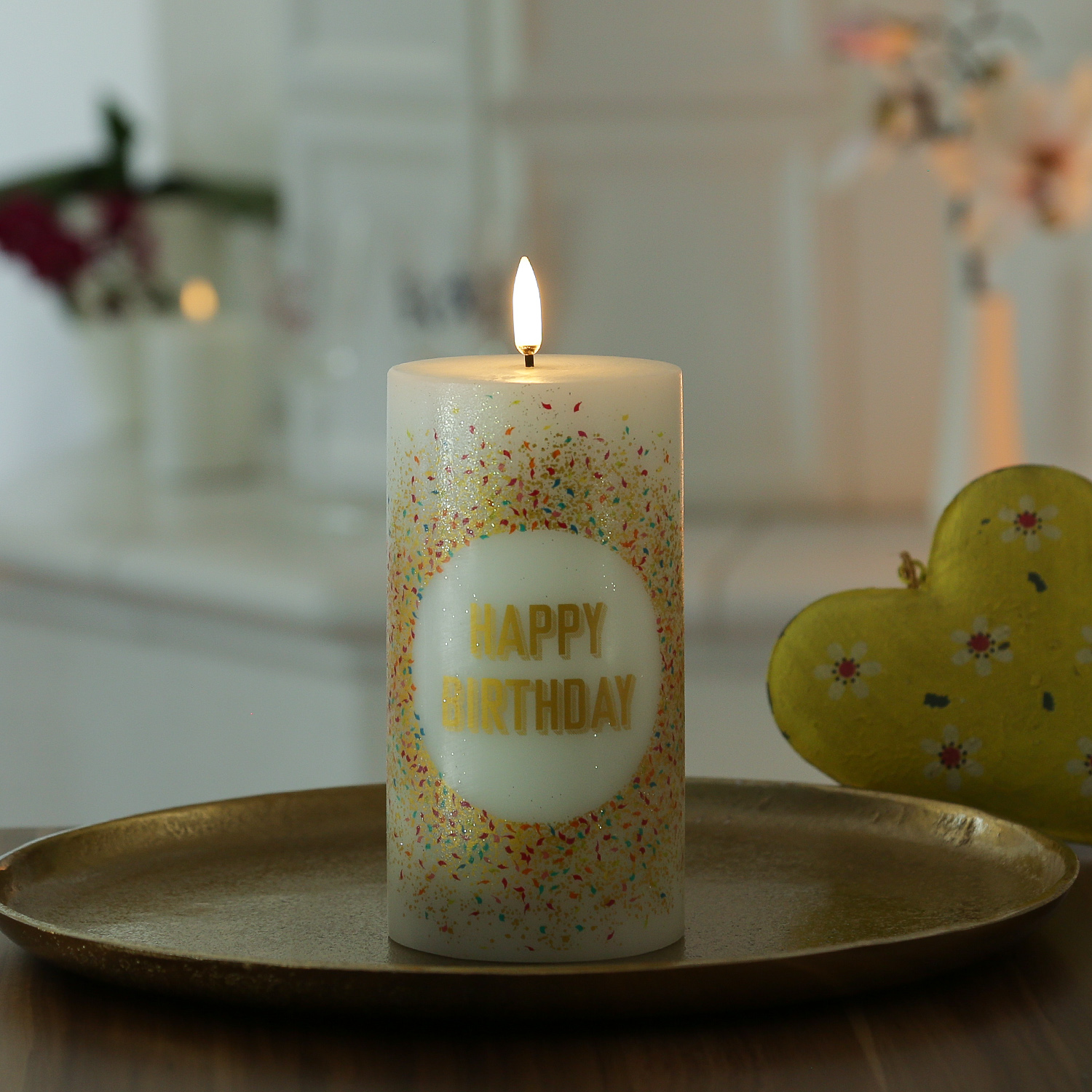 LED Kerze HAPPY BIRTHDAY - Echtwachs - H: 15cm - D: 7,8cm - Timer - bis zu 1000 Std. - weiß LED Kerze HAPPY BIRTHDAY - Echtwachs - H: 15cm - D: 7,8cm - Timer - bis zu 1000 Std. - weiß