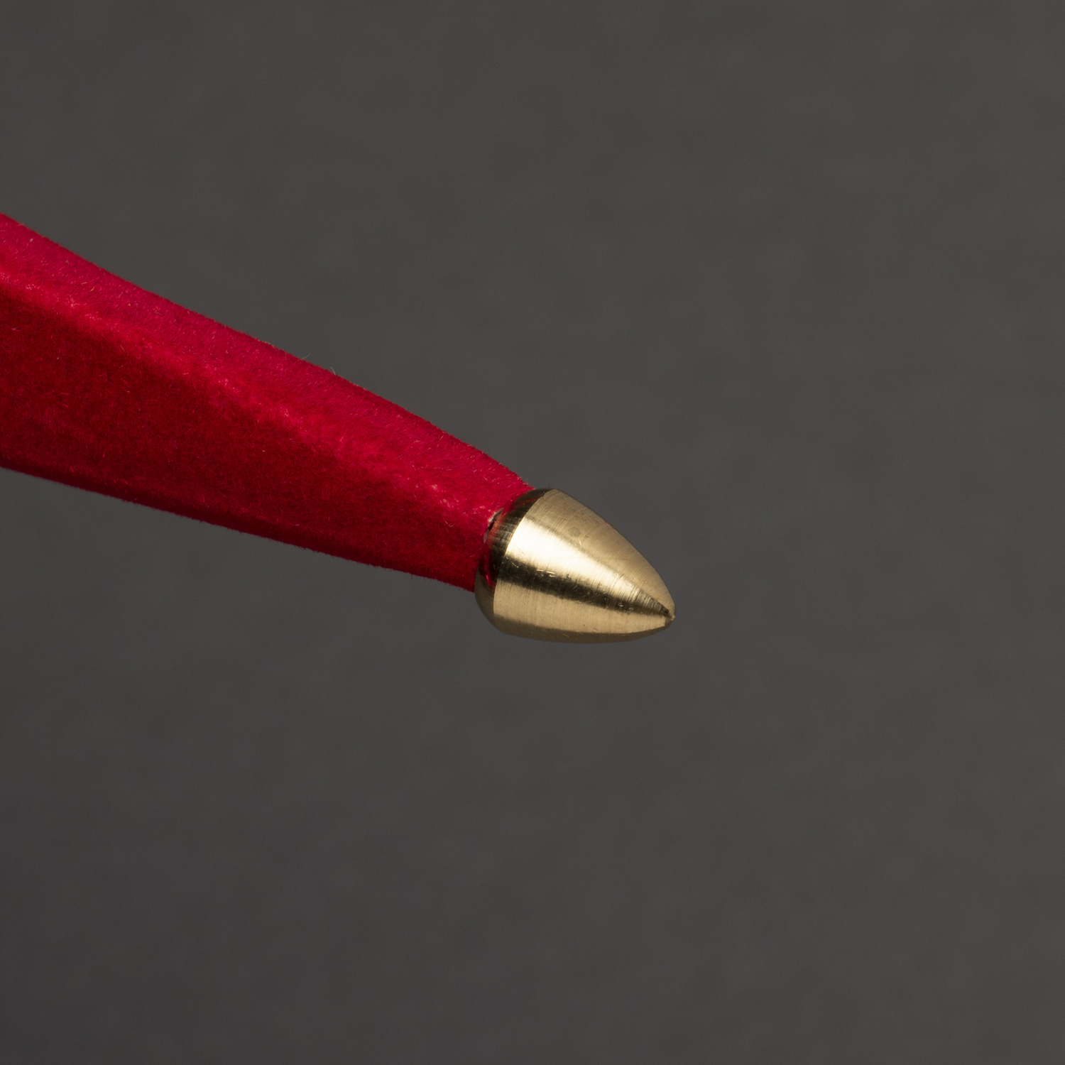 Roter Papierstern mit rotem Samt - 7-zackig - hängend - D: 78cm - inkl. E14 Fassung u. Kabel Roter Papierstern mit rotem Samt - 7-zackig - hängend - D: 78cm - inkl. E14 Fassung u. Kabel