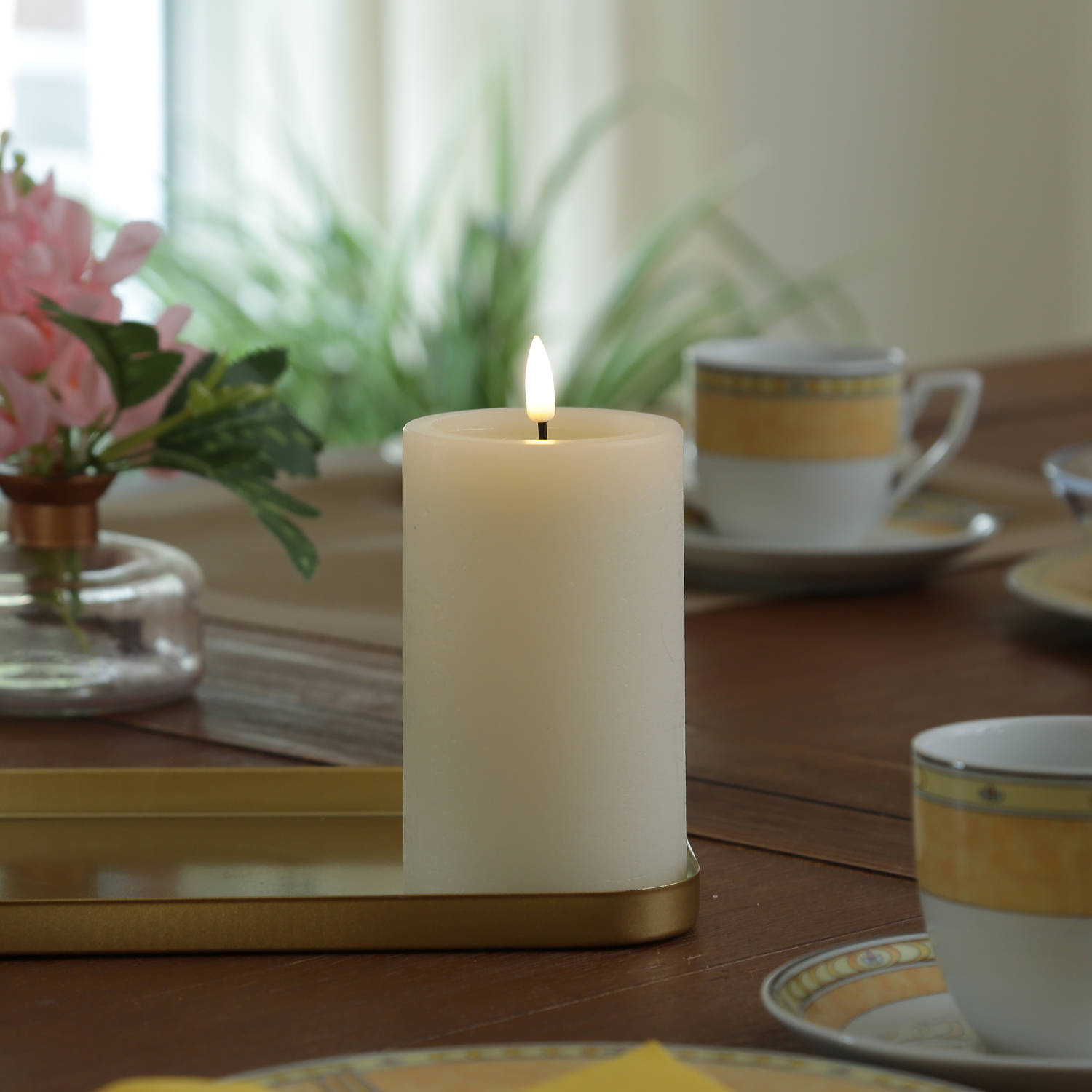 LED Kerze UNIQUE - Rustik-Optik - Echtwachs - H: 12,5cm - D: 7,5cm - bis zu 1500 Std. - creme LED Kerze UNIQUE - Rustik-Optik - Echtwachs - H: 12,5cm - D: 7,5cm - bis zu 1500 Std. - creme