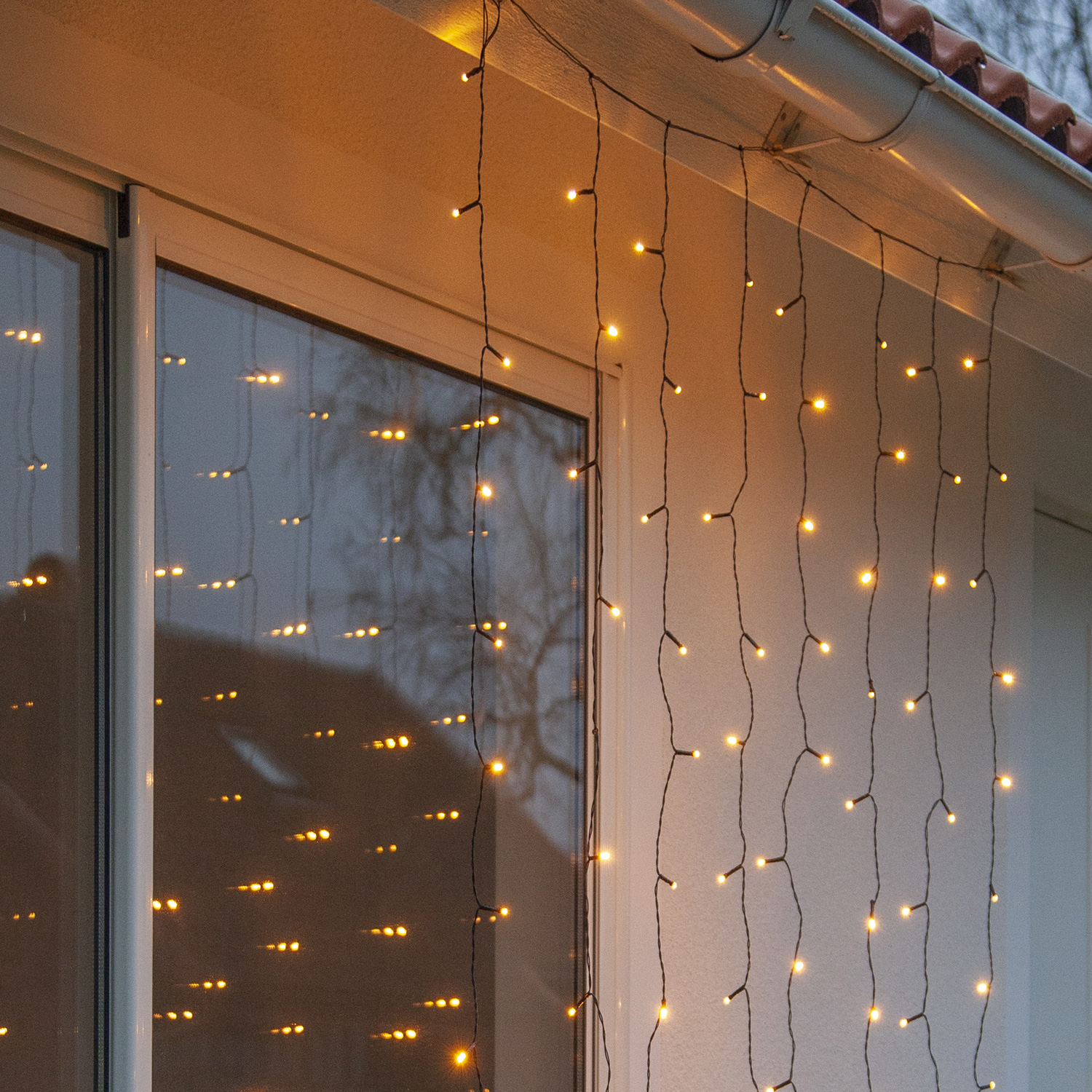 LED Lichtvorhang - Serie LED - outdoor - 80 ultra warmweiße LED - L: 1,3m, H: 1,3m - schwarzes Kabel