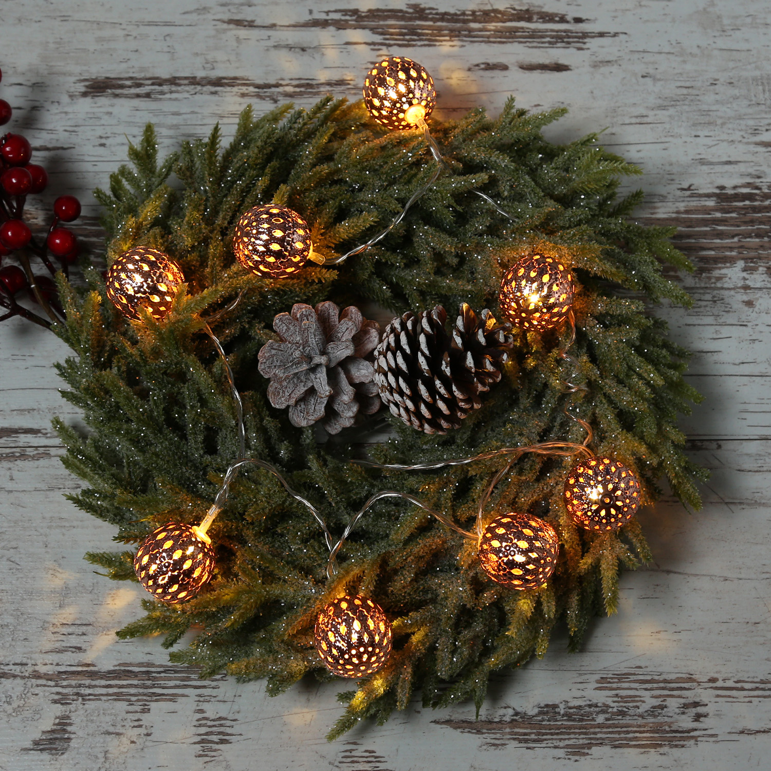 LED Dekolichterkette Metallkugeln - 8 warmweiße LED - D: 4cm - L: 0,7m - Batterie - kupferfarben LED Dekolichterkette Metallkugeln - 8 warmweiße LED - D: 4cm - L: 0,7m - Batterie - kupferfarben