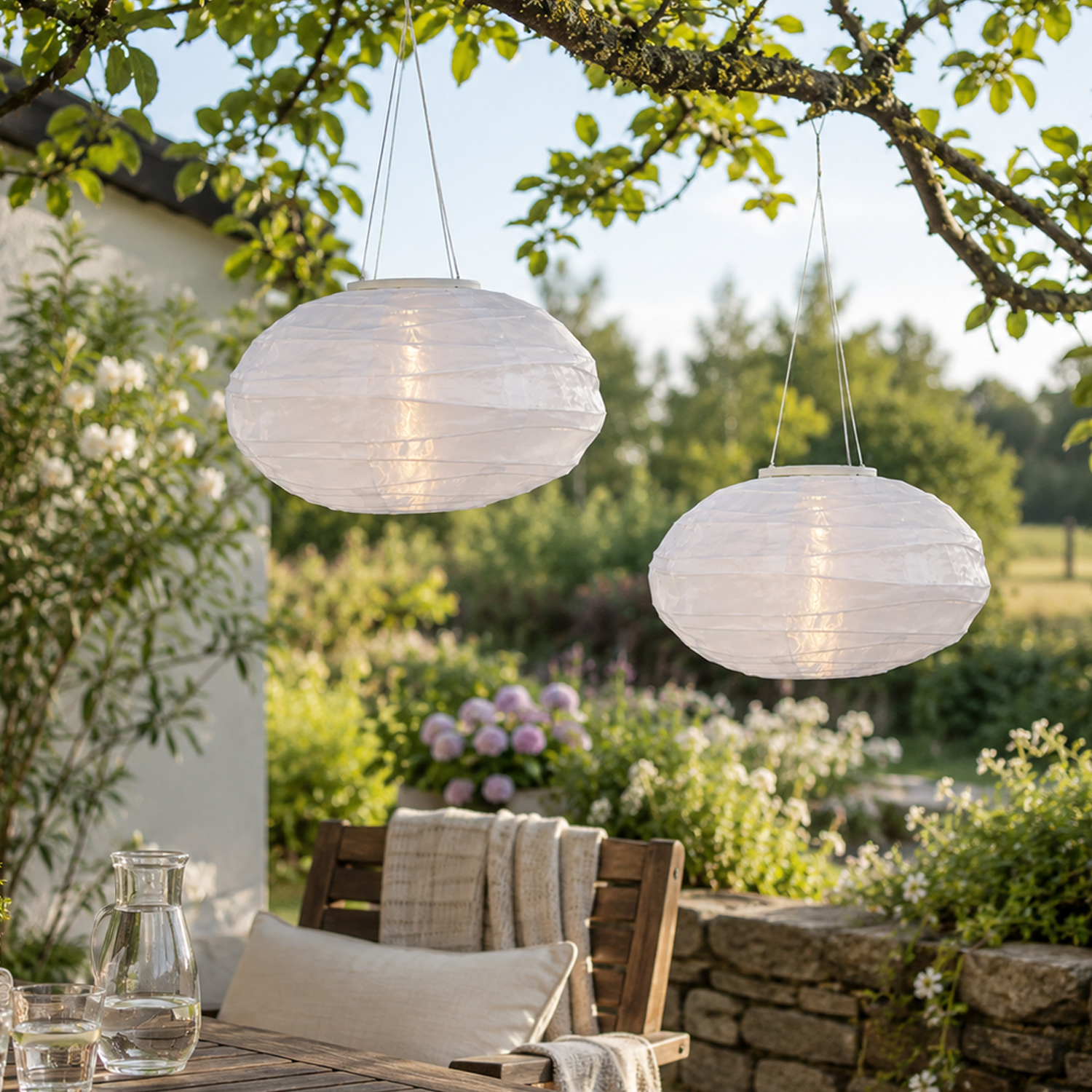 LED Solar Lampions oval - warmweiße LED - H: 19cm - D: 35cm - Lichtsensor - weiß - 2er Set