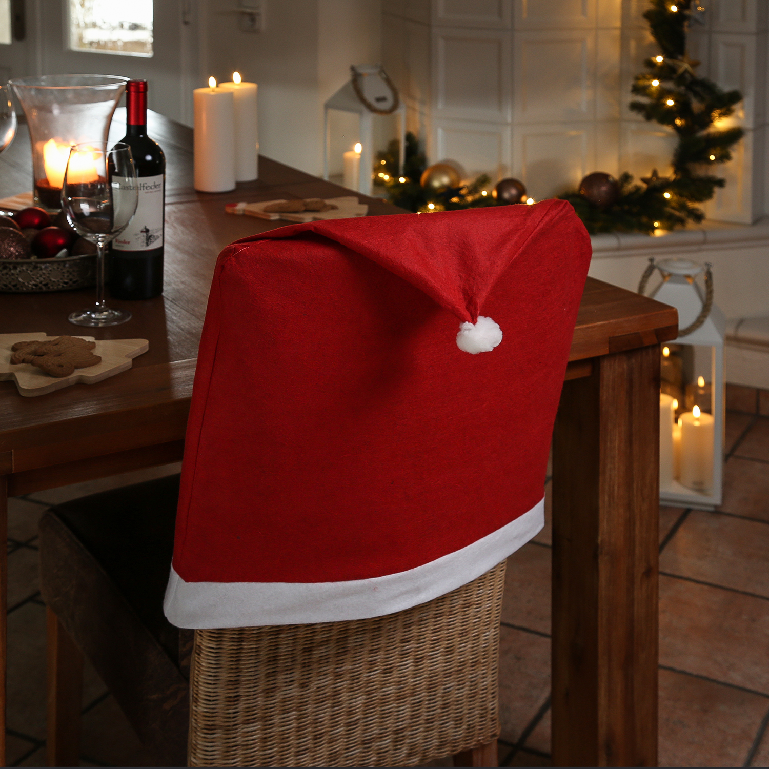 Stuhlhusse SANTA - Stuhlbezug als Weihnachtsmütze - Filz - L: 50cm - H: 60,8cm - rot - 6er Set Stuhlhusse SANTA - Stuhlbezug als Weihnachtsmütze - Filz - L: 50cm - H: 60,8cm - rot - 6er Set