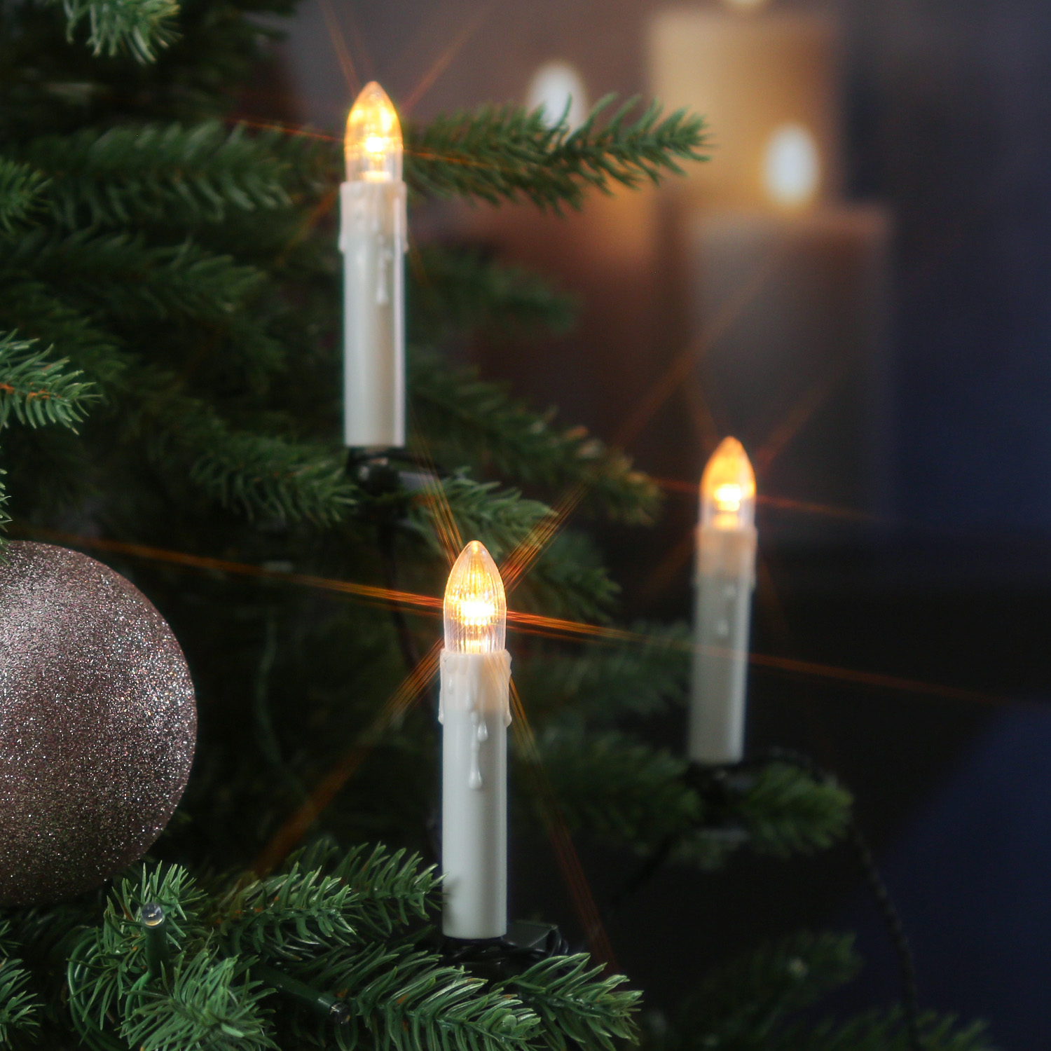 LED Kerzenlichterkette - 16 Christbaumkerzen - Weihnachtsbaumlichterkette - L: 6m - für Innen/Außen LED Kerzenlichterkette - 16 Christbaumkerzen - Weihnachtsbaumlichterkette - L: 6m - für Innen/Außen