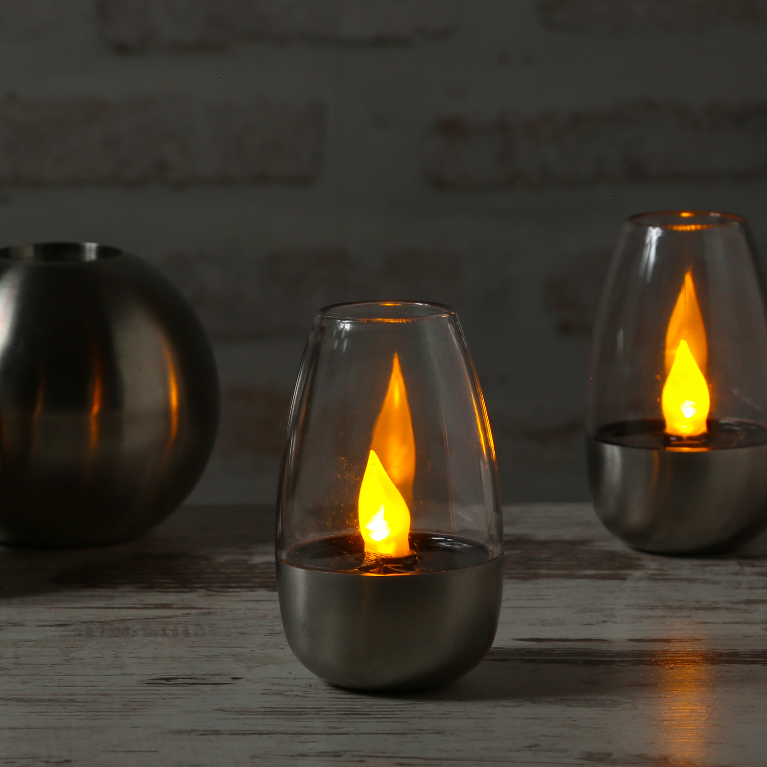 LED Solar Kerze - Windlicht - flackernde gelbe LED - H: 10,5cm - Lichtsensor - für Außen - 2er Set