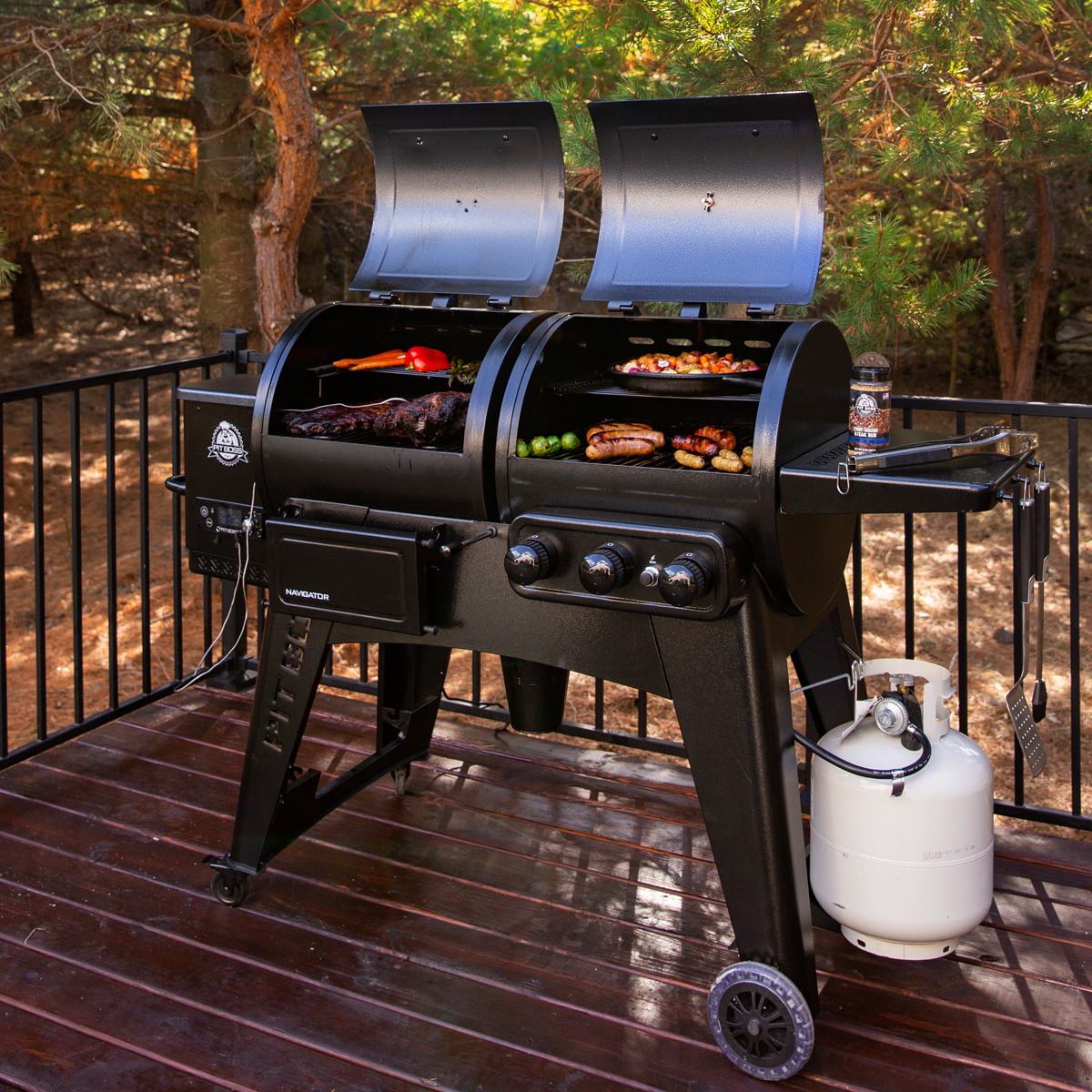PIT BOSS Combo Grill - Pellet + Gas 'NAVIGATOR COMBO' PB1230CN
