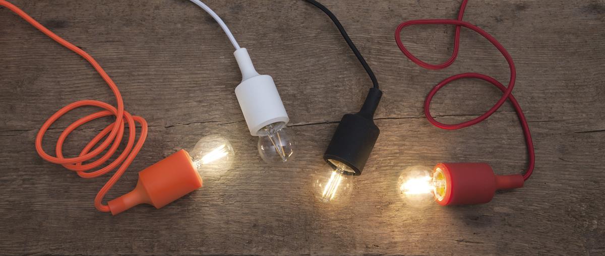 LED Tropfenlampe FILA G45 - E27 - 1,5W - warmweiss 2700K - 150lm - klar LED Tropfenlampe FILA G45 - E27 - 1,5W - warmweiss 2700K - 150lm - klar