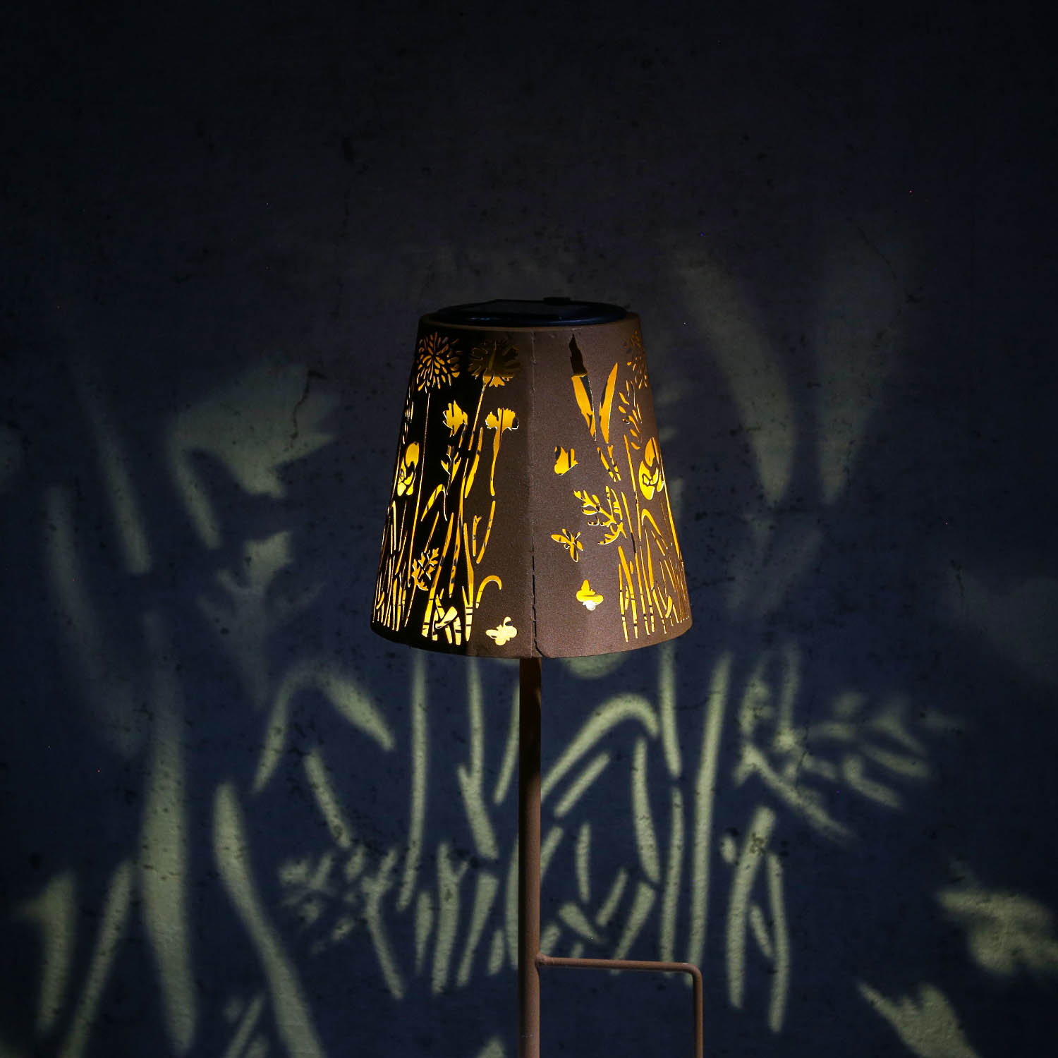 LED Solar Gartenleuchten Blumenwiese - Gartenstecker - H: 58cm - Lichtsensor - rostbraun - 2St.