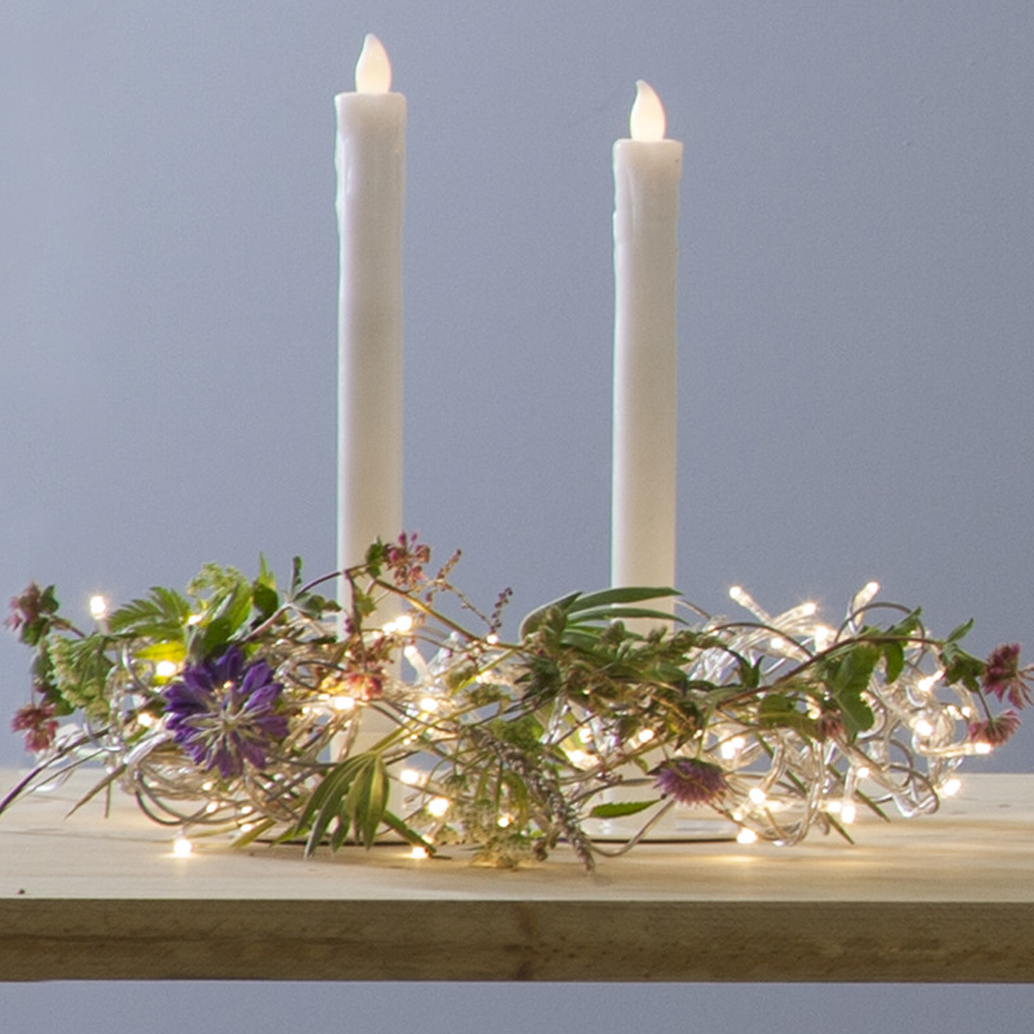 LED-Kranz "Curly" - 30 warmweiße LED - D: 30cm - Material: Metall - silber LED-Kranz "Curly" - 30 warmweiße LED - D: 30cm - Material: Metall - silber