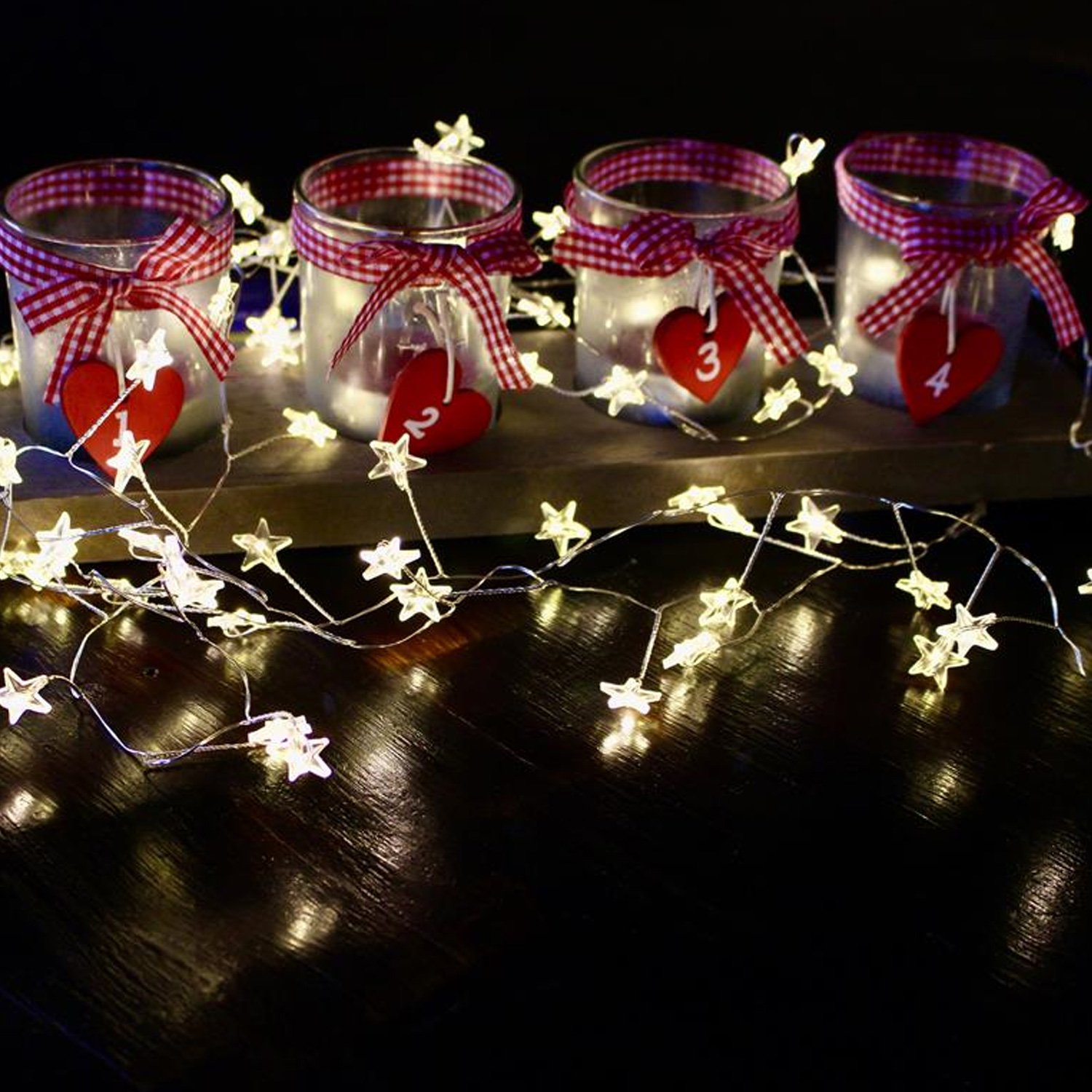 LED Drahtlichterkette "Dew Drop" klaren Sternen - 72 warmweiße LED - L: 2m - Batterie - Timer