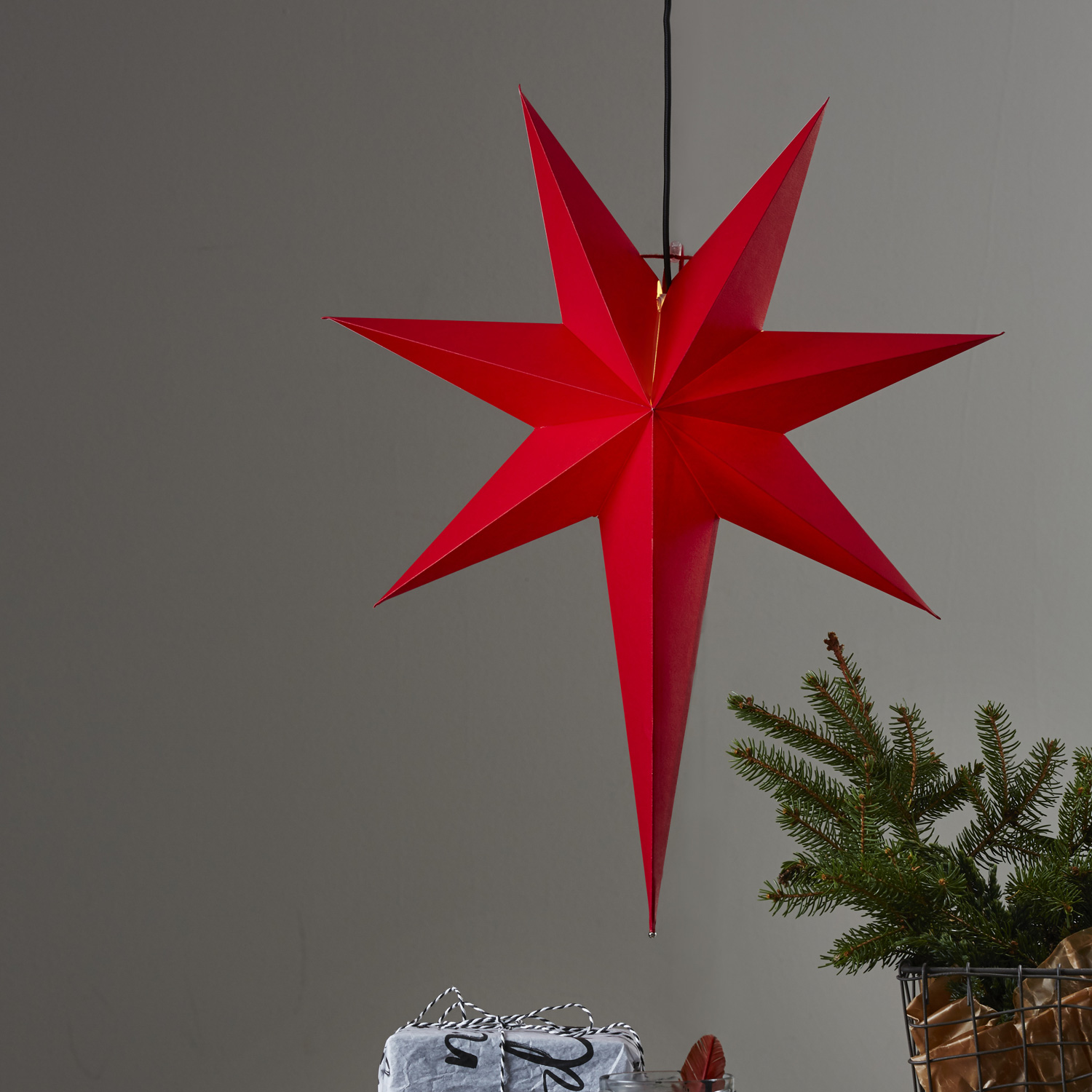 Papierstern "Rozen" - hängend - 7-zackig - Ø 55cm, H: 65cm - E14 Fassung - inkl. Kabel - rot