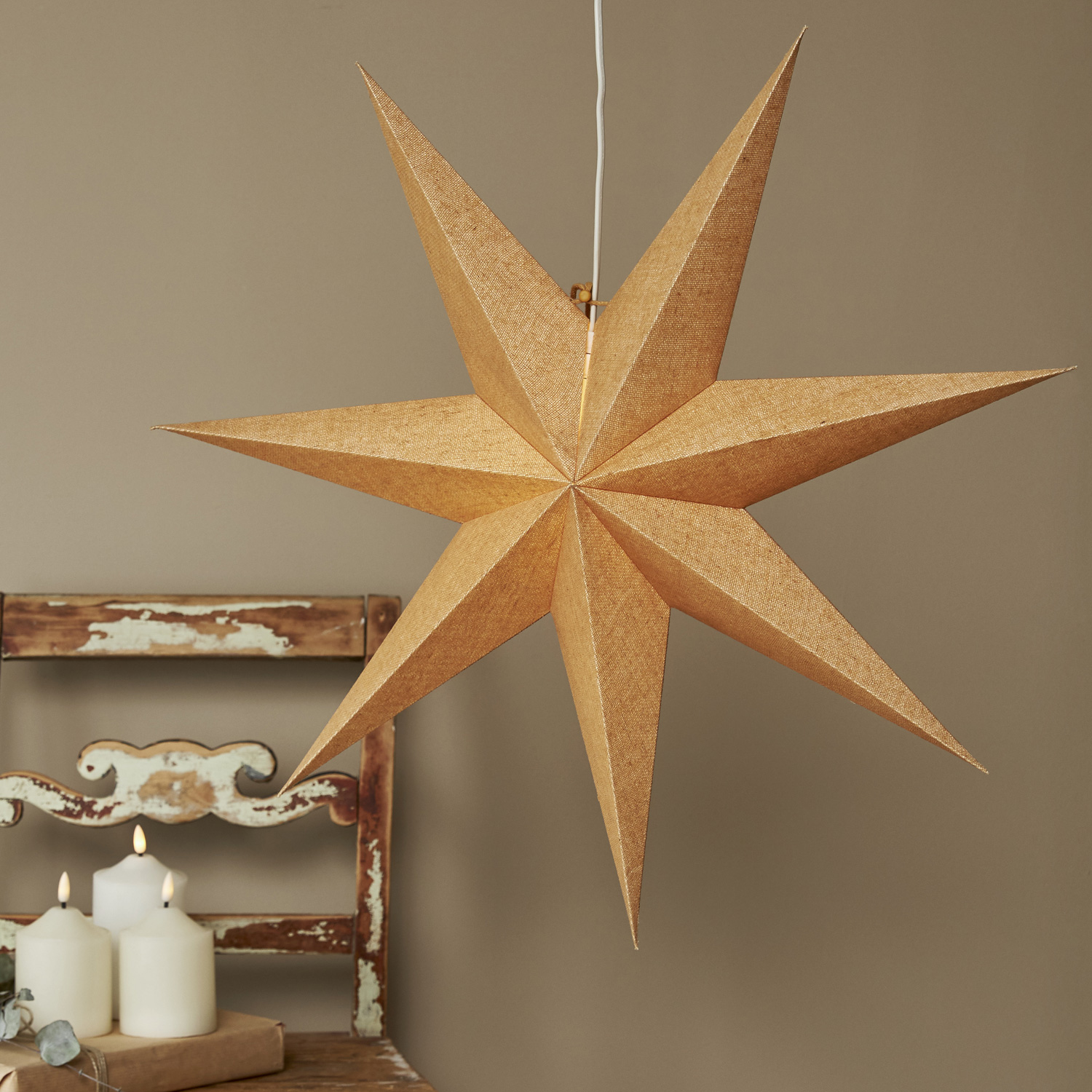Papierstern COTTON - mit Band und Stoffbezug - hängend - 7-zackig - D: 60cm - gold Papierstern COTTON - mit Band und Stoffbezug - hängend - 7-zackig - D: 60cm - gold
