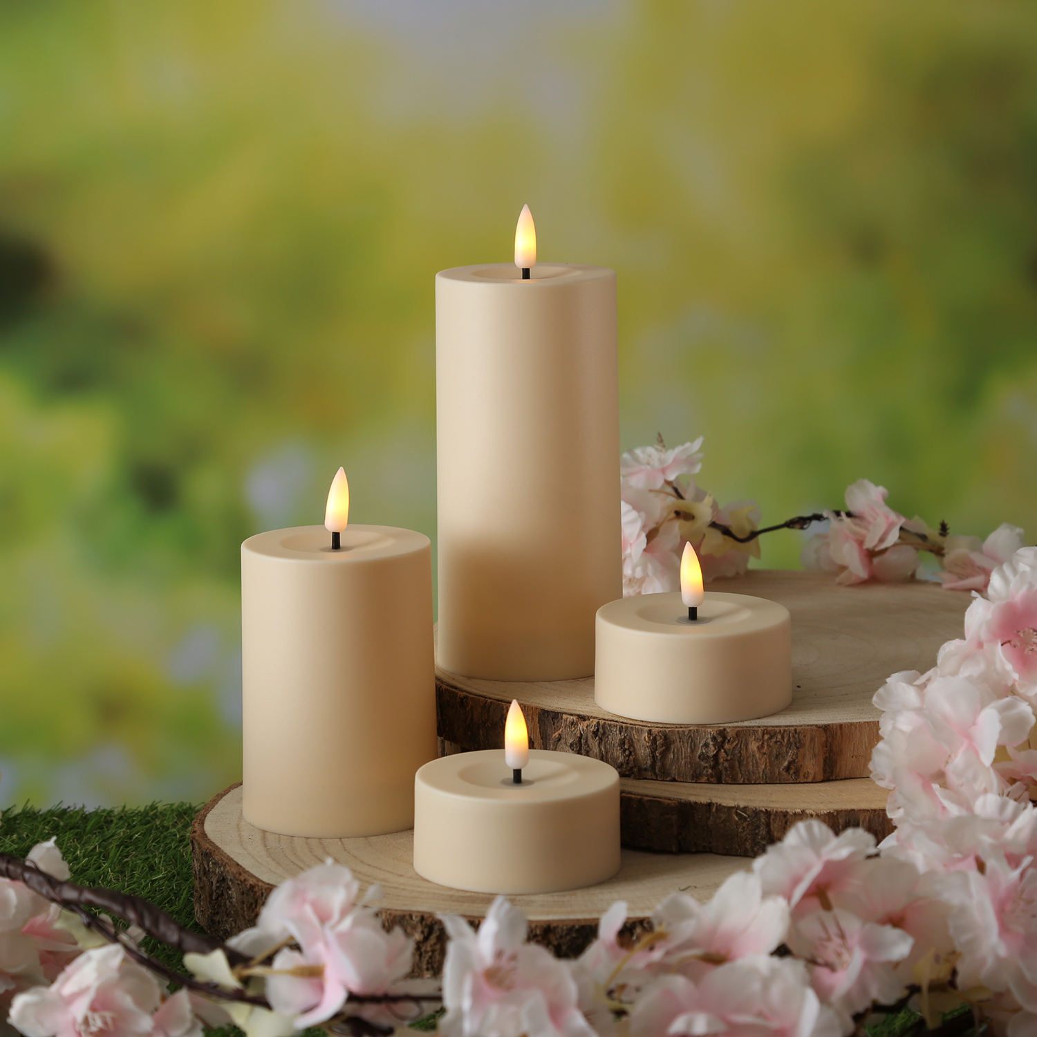 LED Solar Maxi Teelichter - XL Outdoor Teelichter - D: 7cm - Lichtsensor - creme - 2er Set