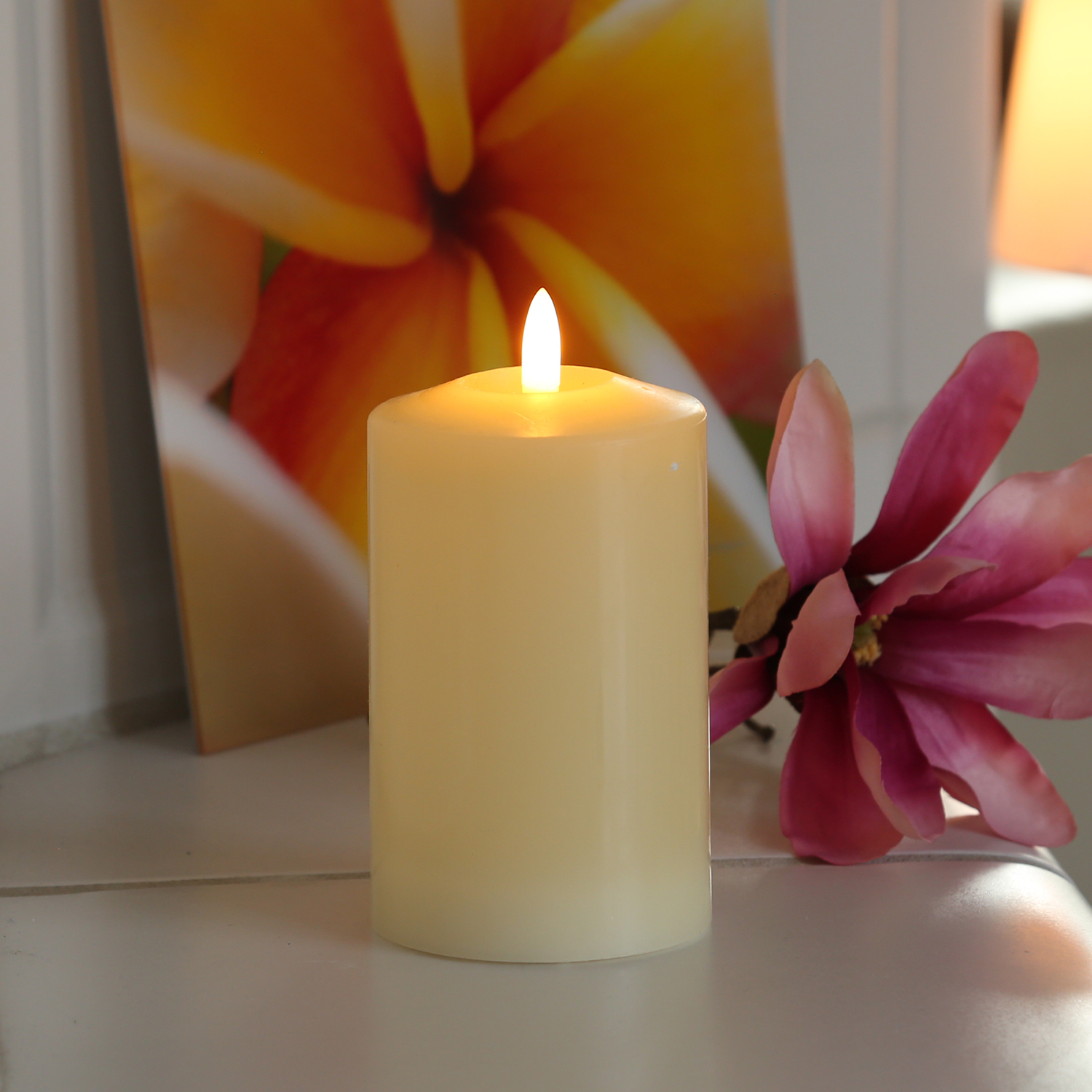 LED Stumpenkerze Flamme - Echtwachs - flackernde 3D Flamme - H: 14cm - Batterie - Timer - creme LED Stumpenkerze Flamme - Echtwachs - flackernde 3D Flamme - H: 14cm - Batterie - Timer - creme