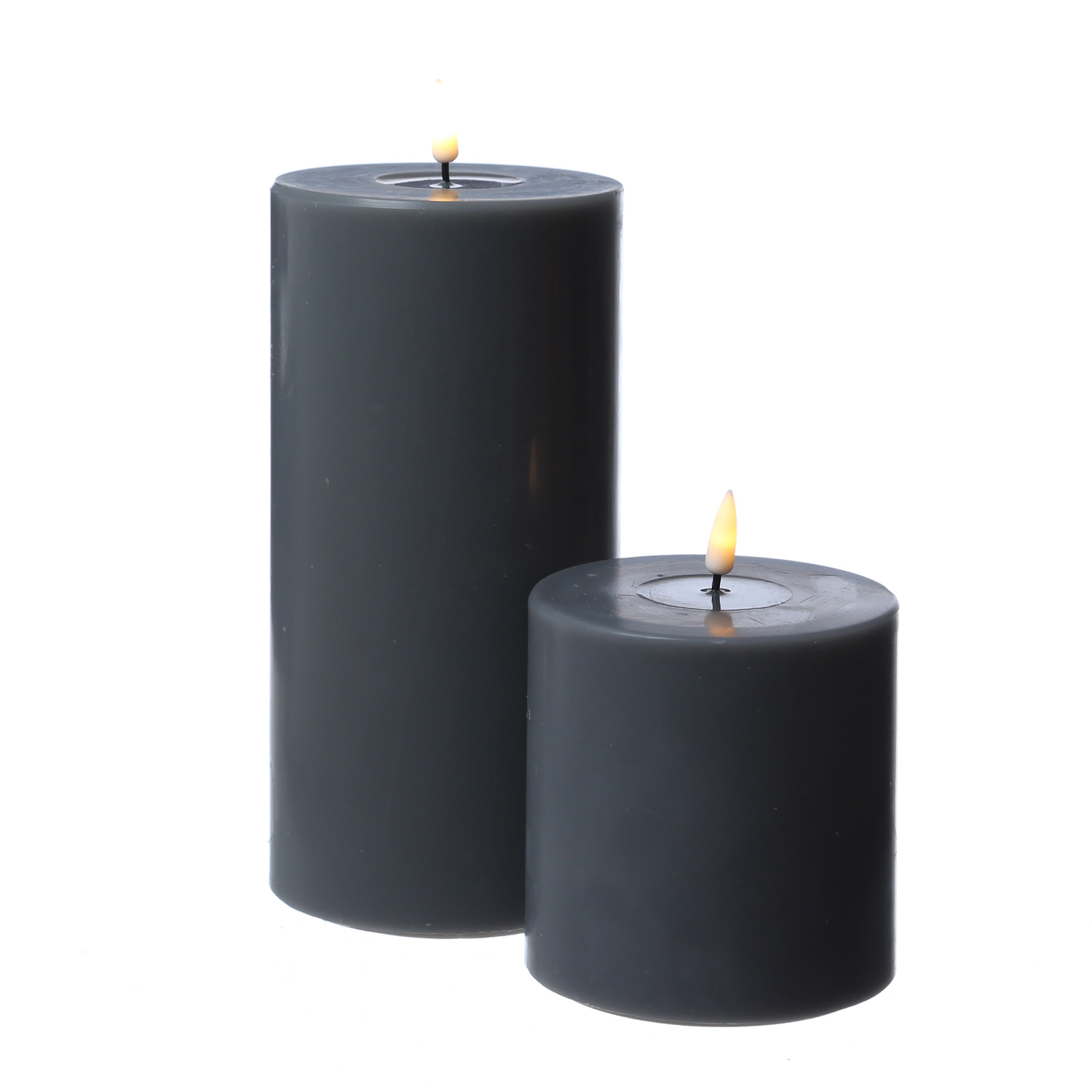 LED Stumpenkerze MIA - Echtwachs - realistische 3D Flamme - H: 20cm D:10cm - Batteriebetrieb - grau LED Stumpenkerze MIA - Echtwachs - realistische 3D Flamme - H: 20cm D:10cm - Batteriebetrieb - grau