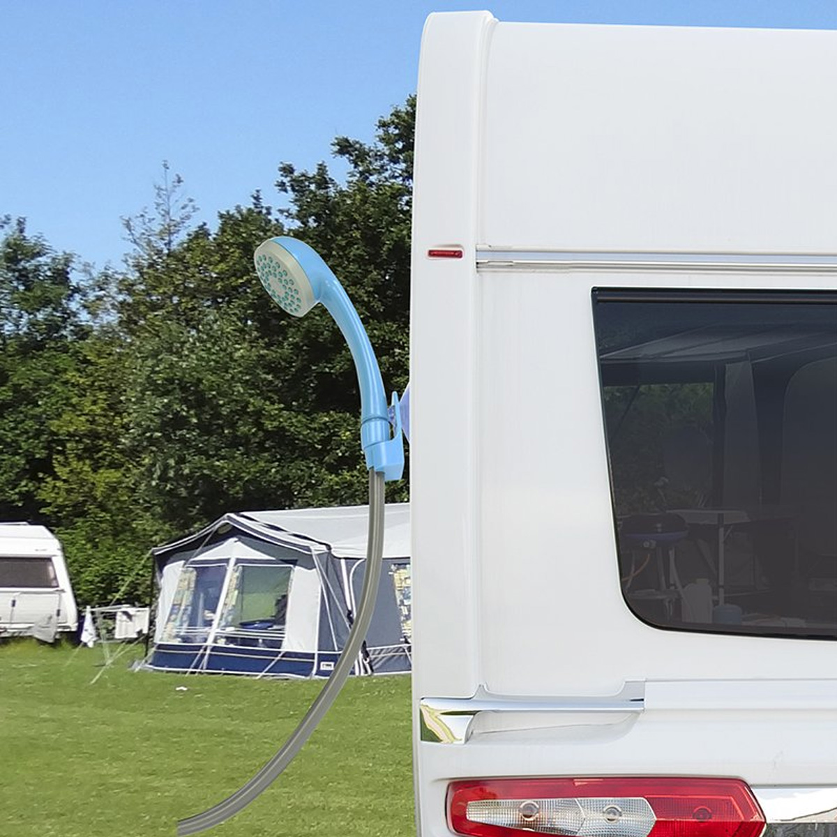 Mobiles Duschset aufladbar - USB - mit elektrischer Tauchpumpe