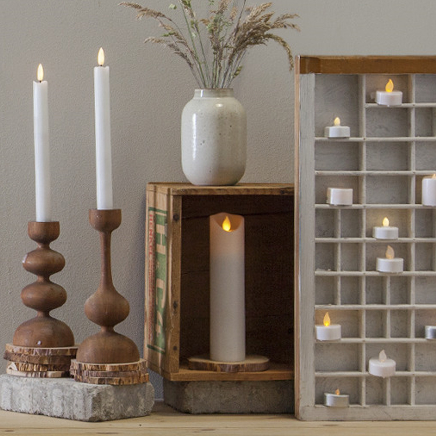 LED Teelicht "Paulo" - warmweiße flackernde Flamme - Batteriebetrieb - H: 4cm - 2er Set LED Teelicht "Paulo" - warmweiße flackernde Flamme - Batteriebetrieb - H: 4cm - 2er Set