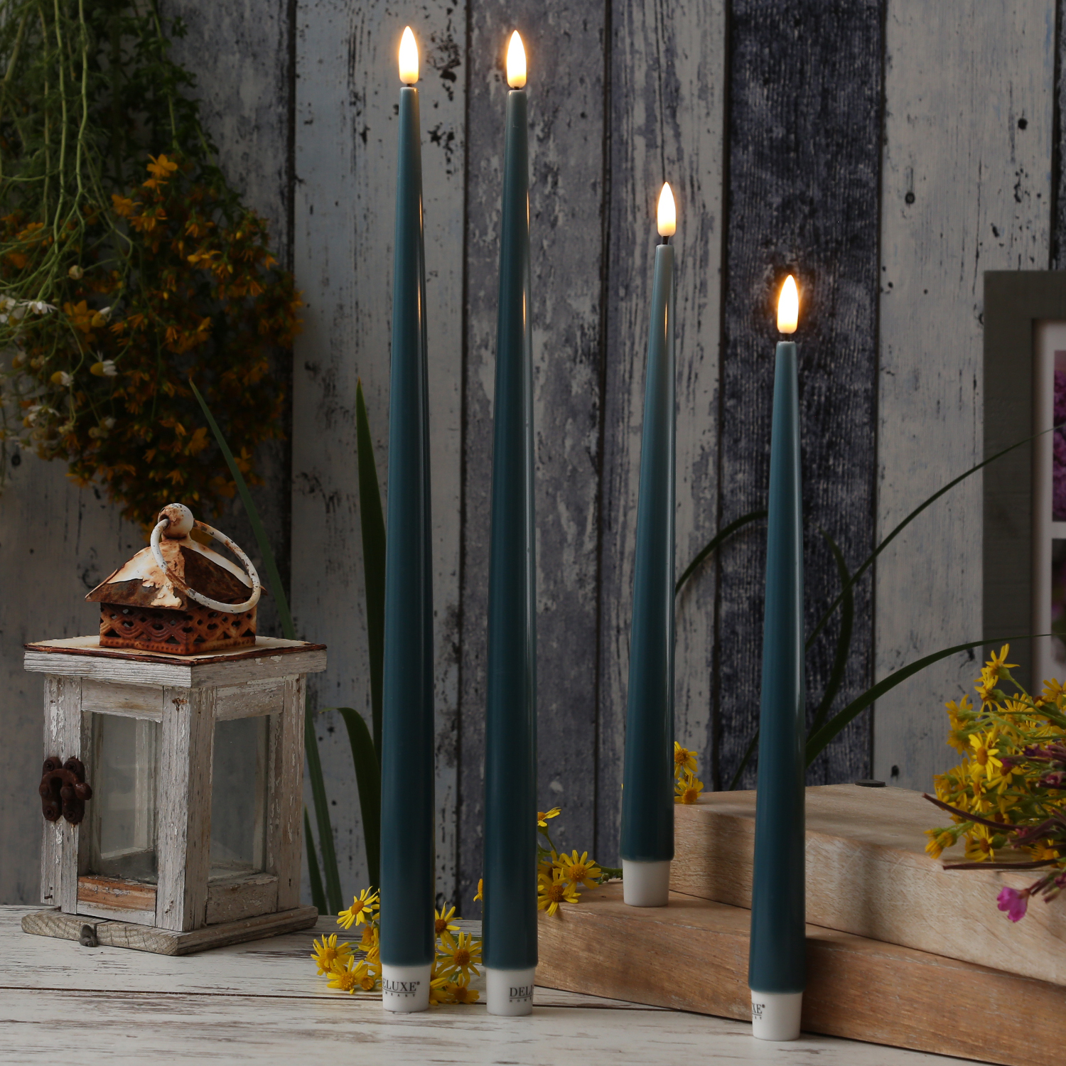 LED Stabkerzen ELLA - Echtwachs - realistische 3D Flamme - H: 38cm - jadegrün - 2 Stück LED Stabkerzen ELLA - Echtwachs - realistische 3D Flamme - H: 38cm - jadegrün - 2 Stück