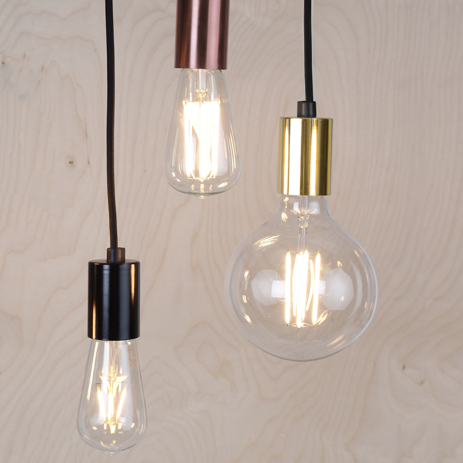 Lampenfassung "Stil" - E27 Fassung - Schalter - L: 3,5m - Textilkabel - Fassung Messing Lampenfassung "Stil" - E27 Fassung - Schalter - L: 3,5m - Textilkabel - Fassung Messing