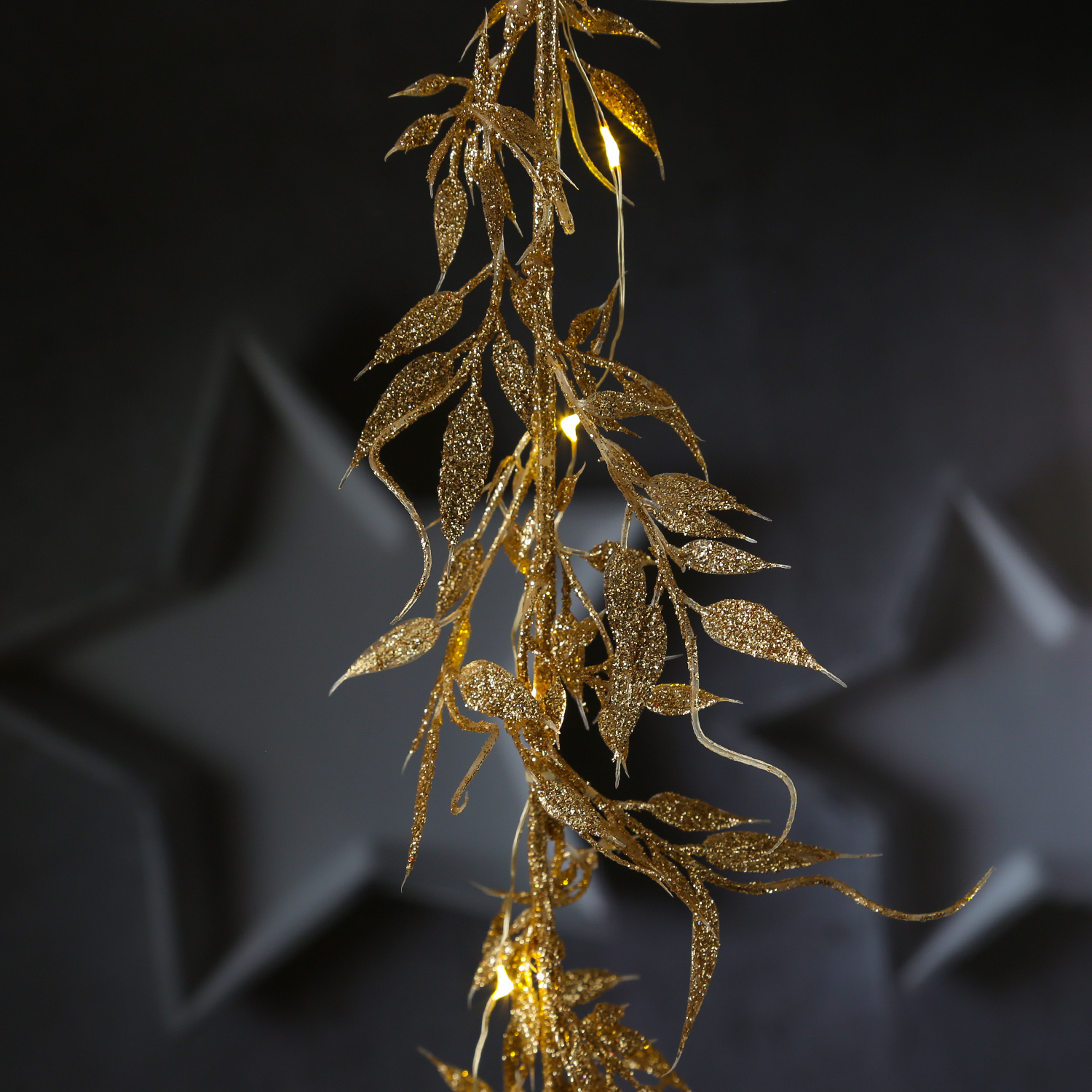 LED Drahtlichterkette Blätter mit Glitzer - 30 warmweiße LED - L: 150cm - Timer - Batterie - gold LED Drahtlichterkette Blätter mit Glitzer - 30 warmweiße LED - L: 150cm - Timer - Batterie - gold