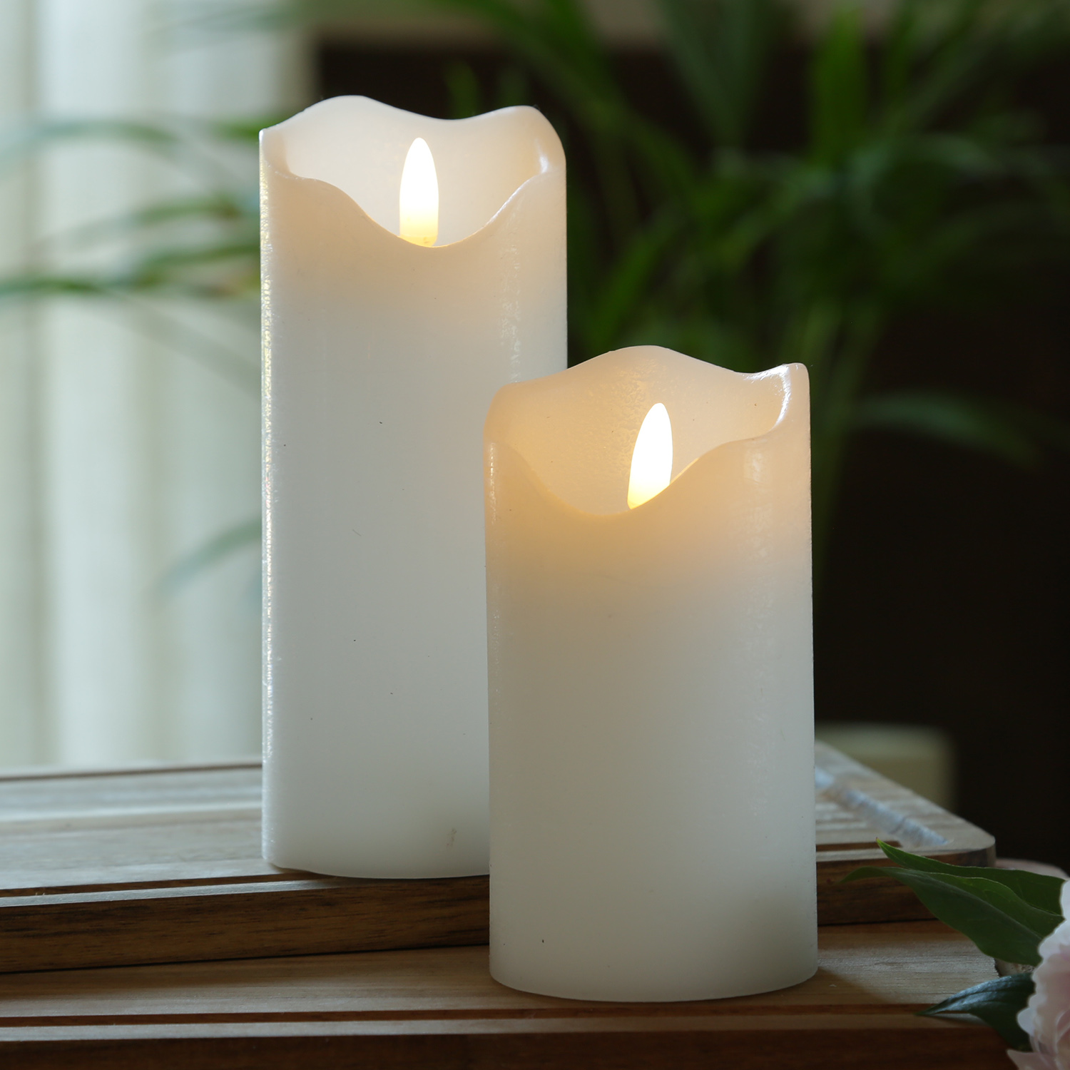 LED Kerze FLAMME - Rustik-Optik - Echtwachs - 3D Flamme - H- 17cm - Batterie - Timer - weiss LED Kerze FLAMME - Rustik-Optik - Echtwachs - 3D Flamme - H- 17cm - Batterie - Timer - weiss