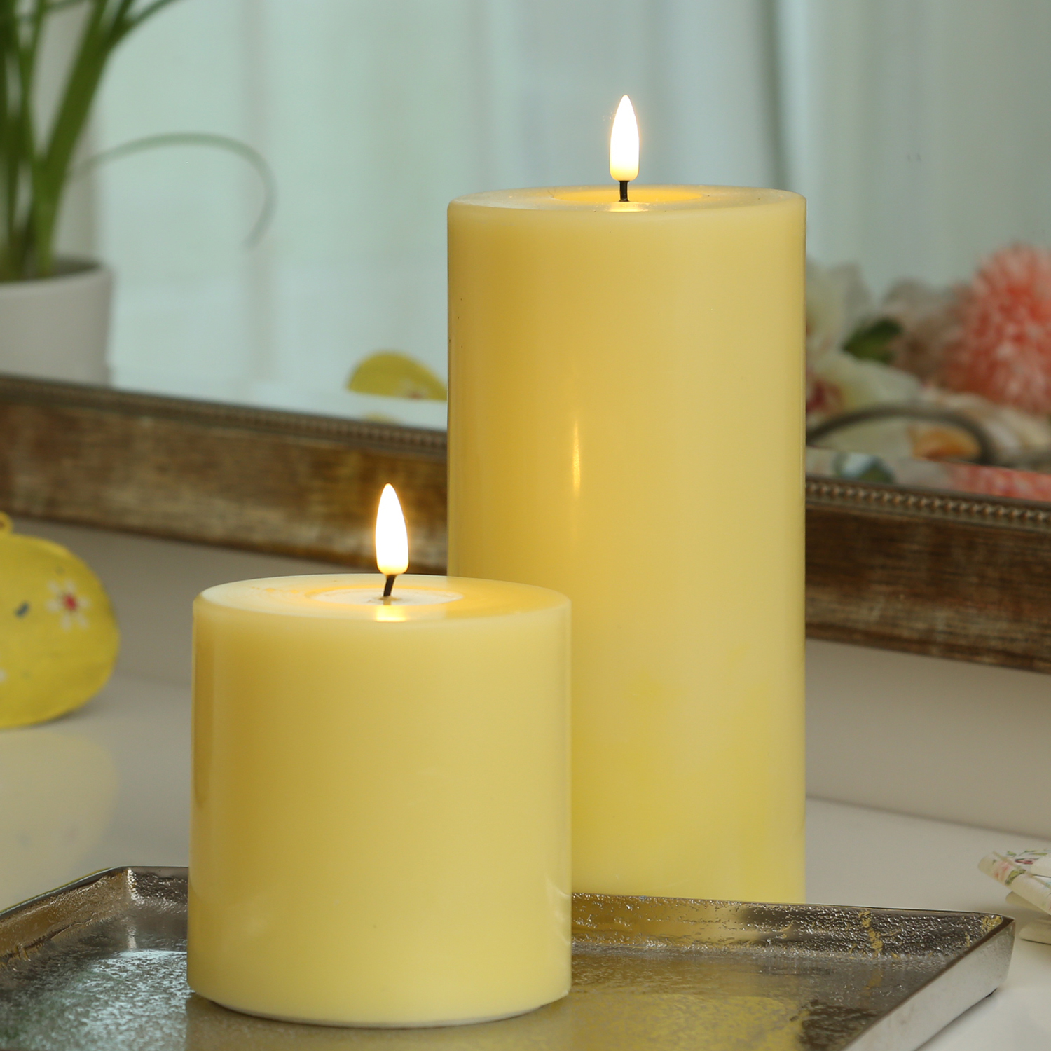 LED Stumpenkerze MIA - Echtwachs - realistische 3D Flamme - H: 20cm D: 10cm - Batteriebetrieb - gelb LED Stumpenkerze MIA - Echtwachs - realistische 3D Flamme - H: 20cm D: 10cm - Batteriebetrieb - gelb