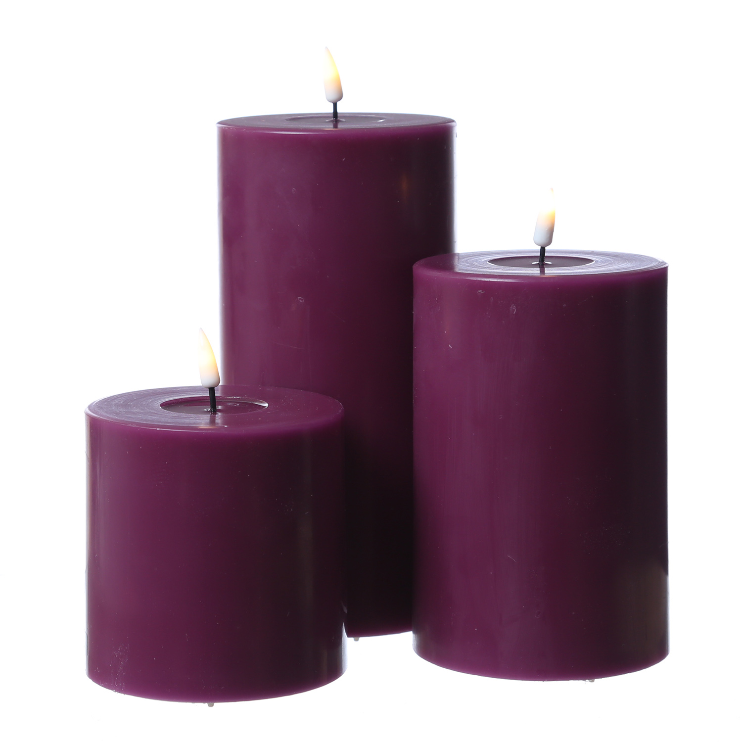LED Stumpenkerze MIA - Echtwachs - realistische 3D Flamme - H: 15cm - D: 10cm - beere LED Stumpenkerze MIA - Echtwachs - realistische 3D Flamme - H: 15cm - D: 10cm - beere