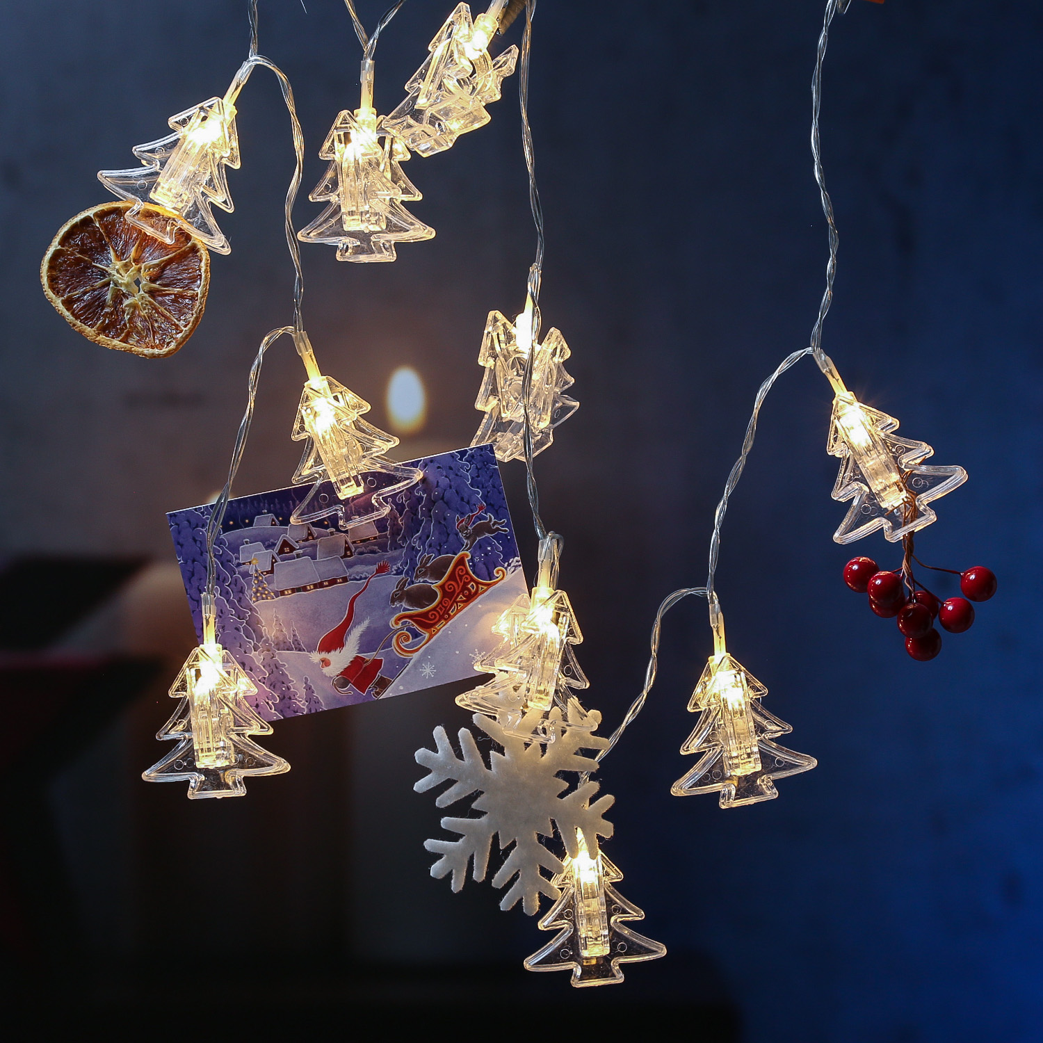 LED Clip Lichterkette TANNENBAUM - 10 Tannenklammern - 10 warmweiße LED - L: 0,9m - Batterie LED Clip Lichterkette TANNENBAUM - 10 Tannenklammern - 10 warmweiße LED - L: 0,9m - Batterie