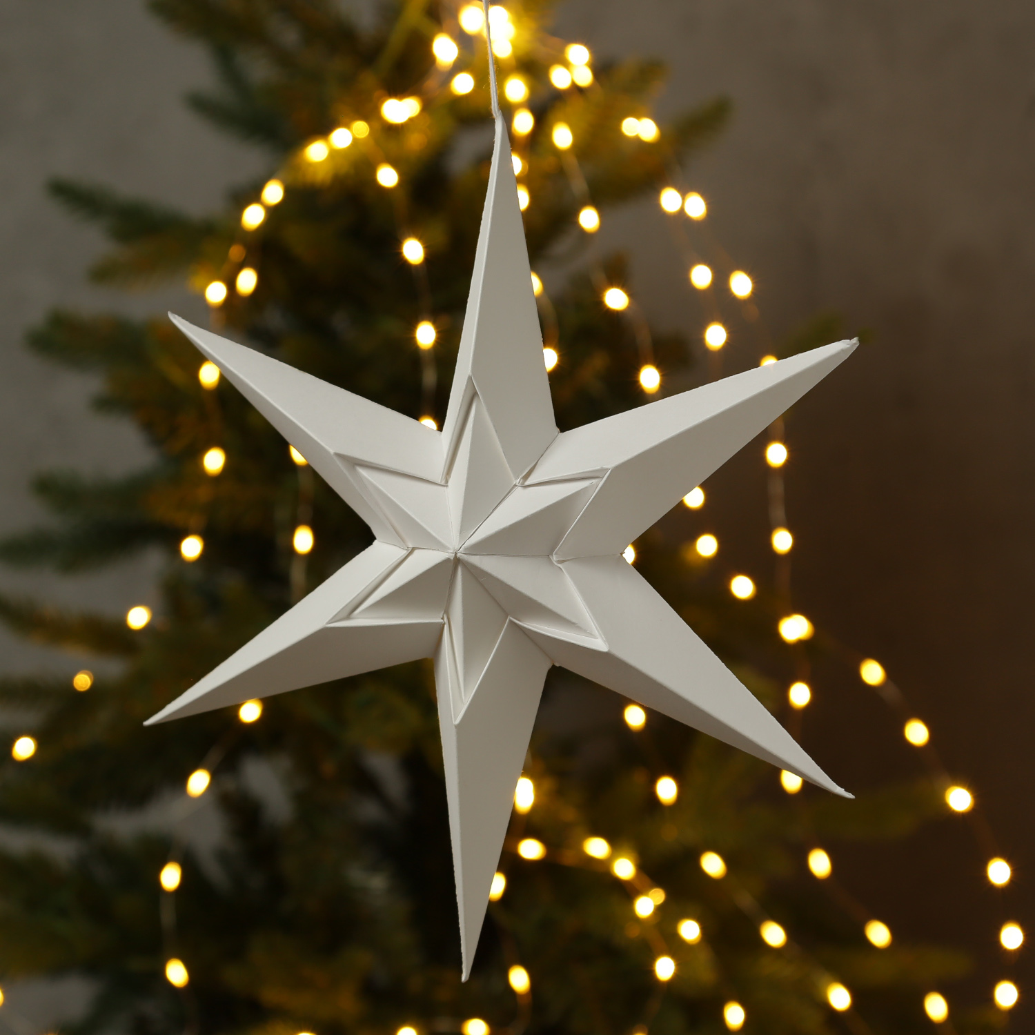 Papierstern LUNA - Dekostern - Weihnachtsstern - hängend - 6-zackig - D: 30cm - weiß Papierstern LUNA - Dekostern - Weihnachtsstern - hängend - 6-zackig - D: 30cm - weiß