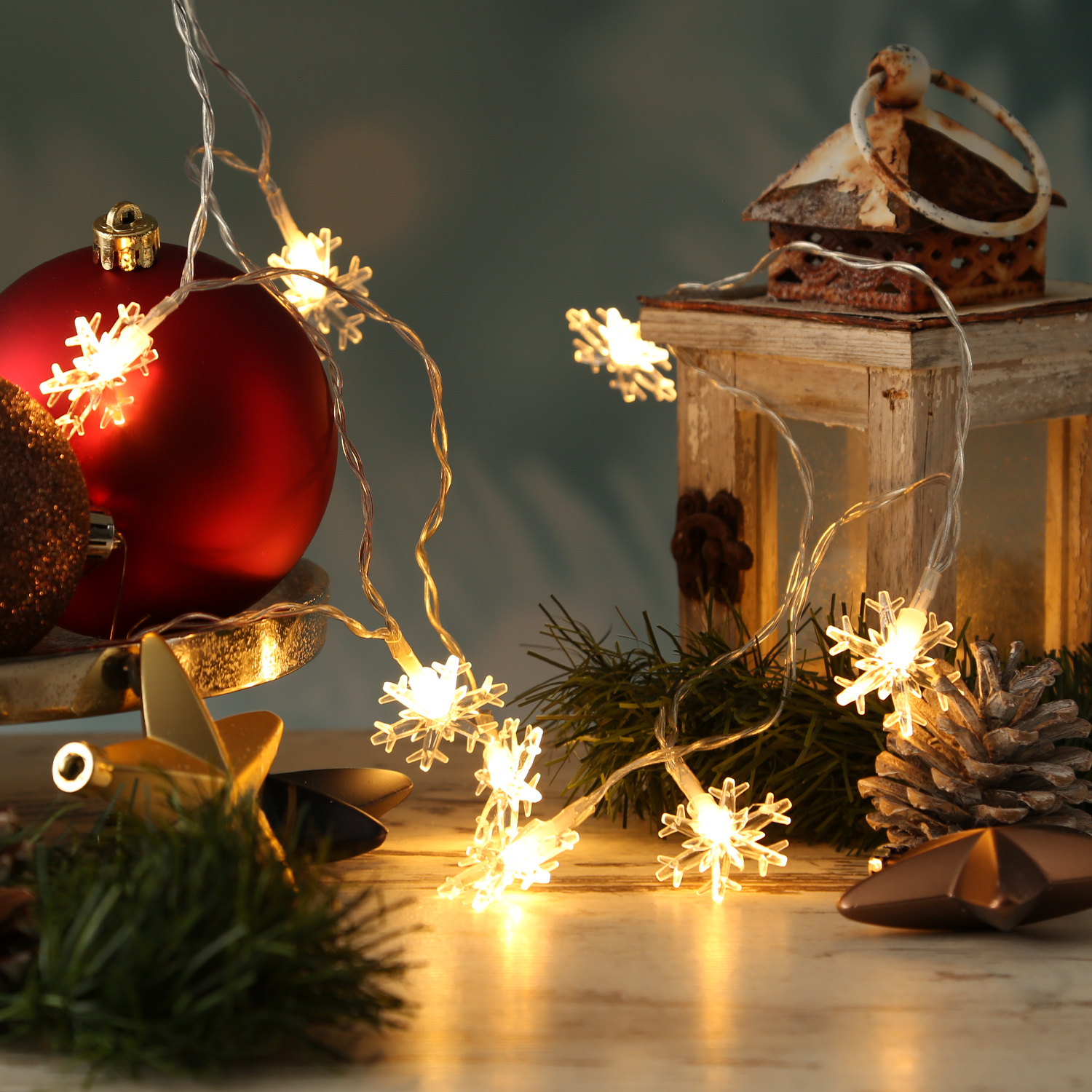 LED Lichterkette Schneeflocken - 10 warmweiße LED - L: 2m - Timer - Batteriebetrieb - für Innen LED Lichterkette Schneeflocken - 10 warmweiße LED - L: 2m - Timer - Batteriebetrieb - für Innen