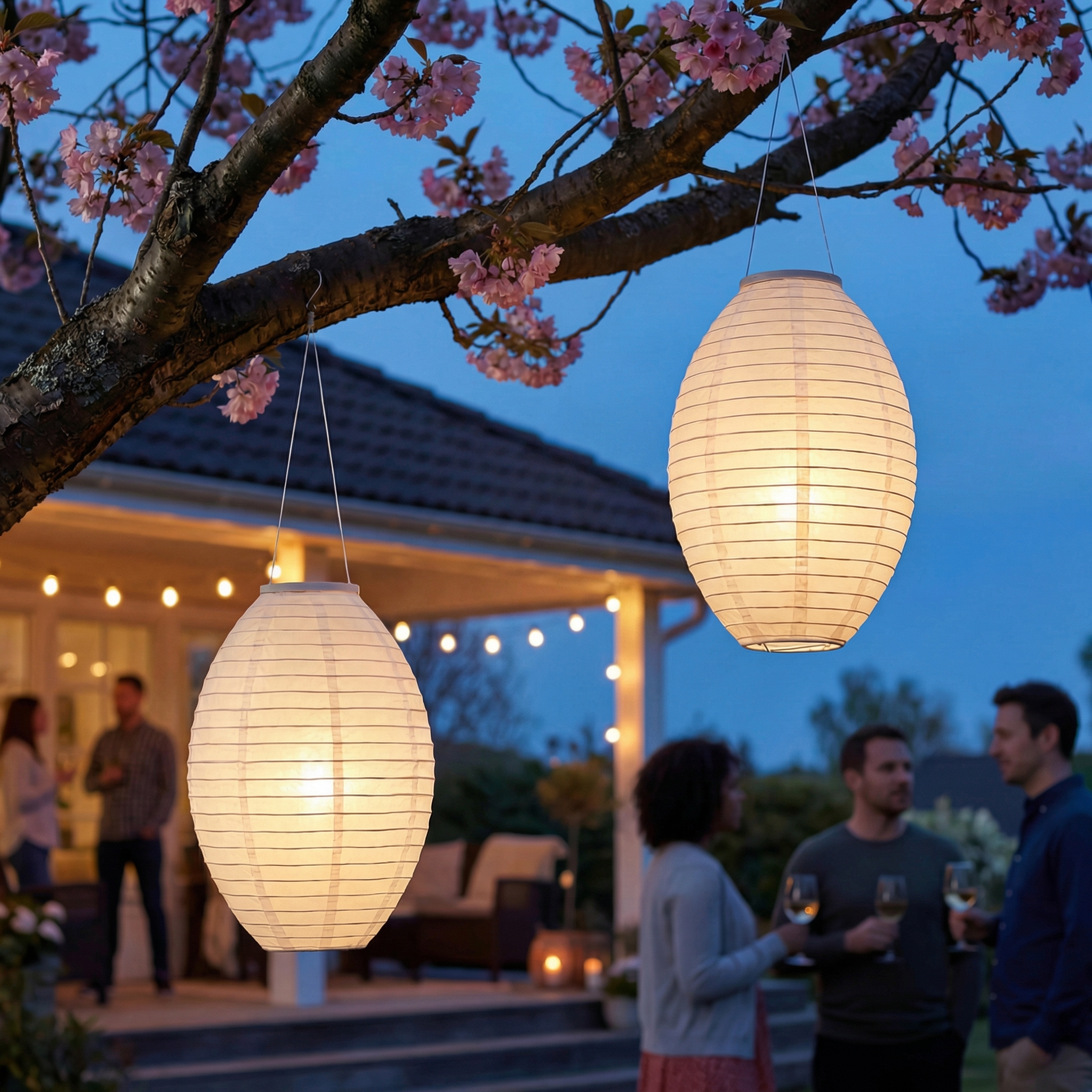 LED Solar Lampions oval - warmweiße LED - H: 33cm - D: 22cm - Lichtsensor - weiß - 2er Set