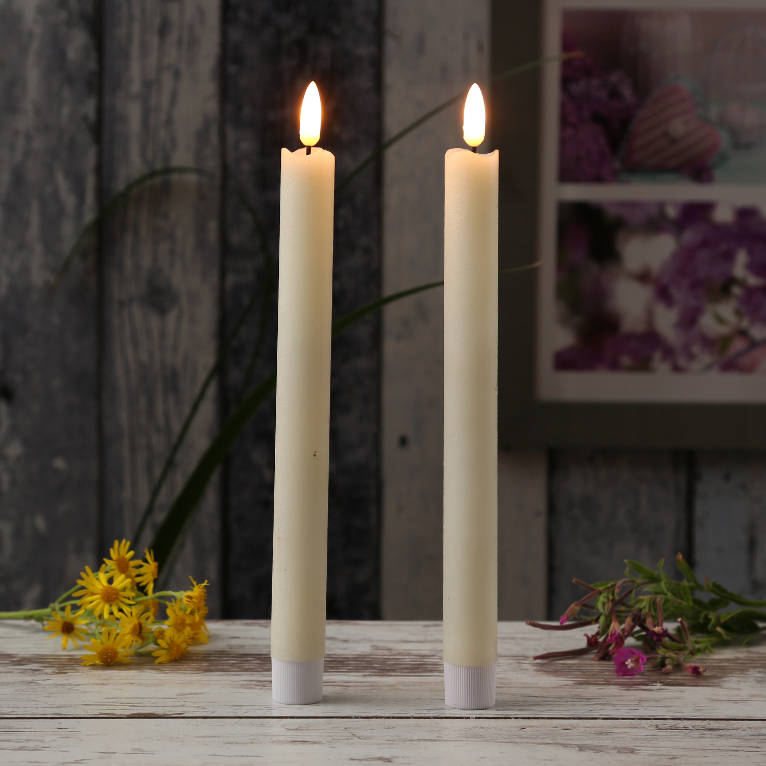 LED Stabkerzen Flamme - Echtwachs - flackernde warmweiße LED - H: 25cm - Timer - creme - 2er Set LED Stabkerzen Flamme - Echtwachs - flackernde warmweiße LED - H: 25cm - Timer - creme - 2er Set