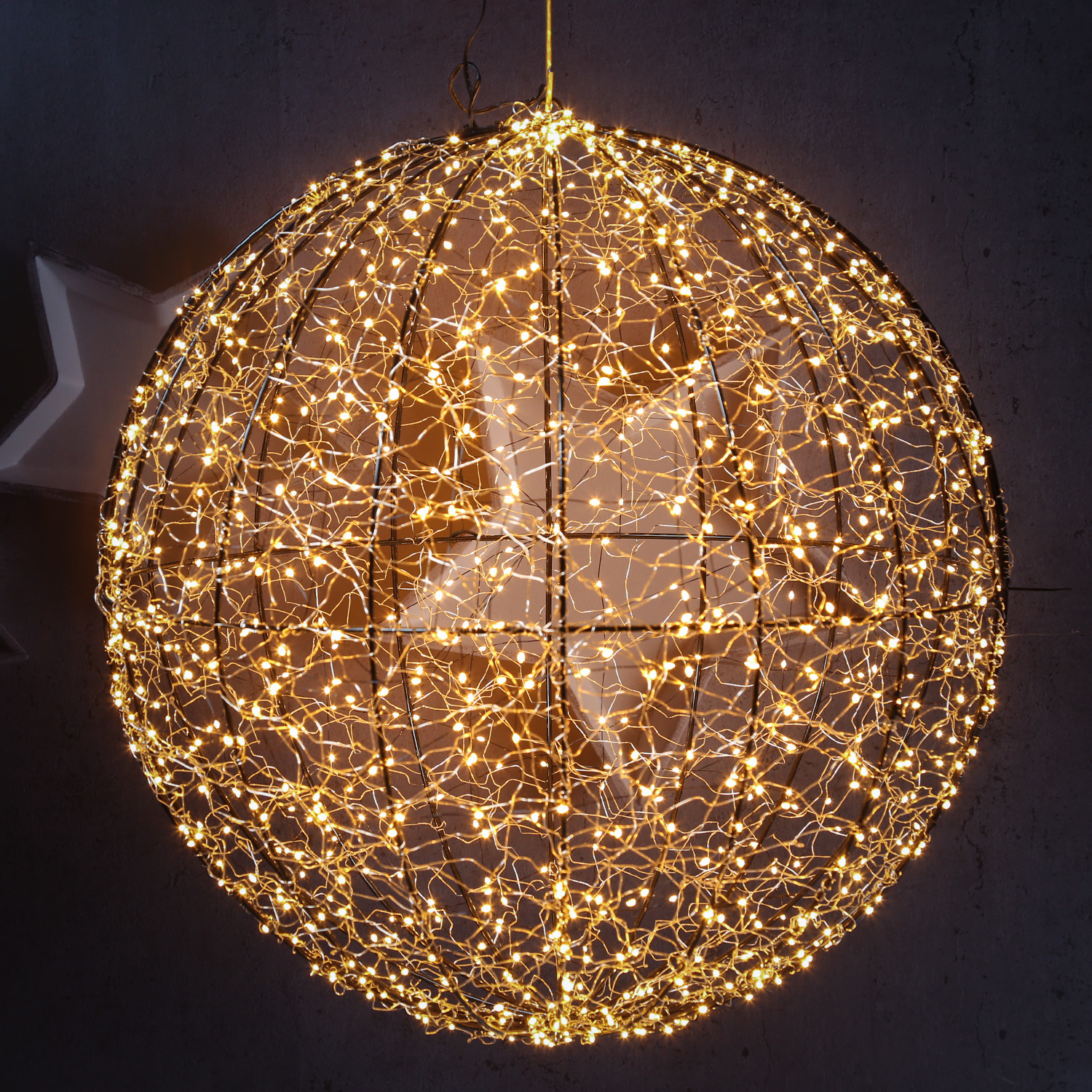 LED Drahtkugel - Leuchtkugel - 960 bernsteinfarbene LED - Timer - D: 58cm - für Innen/Außen