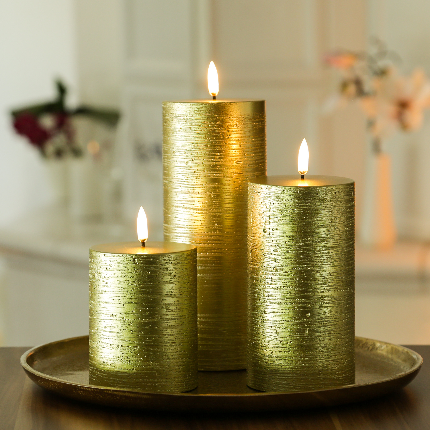 LED Kerze PIA - Rustik-Optik - Echtwachs - H: 15cm - D: 7,8cm - Timer - bis zu 1000 Std. - gold LED Kerze PIA - Rustik-Optik - Echtwachs - H: 15cm - D: 7,8cm - Timer - bis zu 1000 Std. - gold