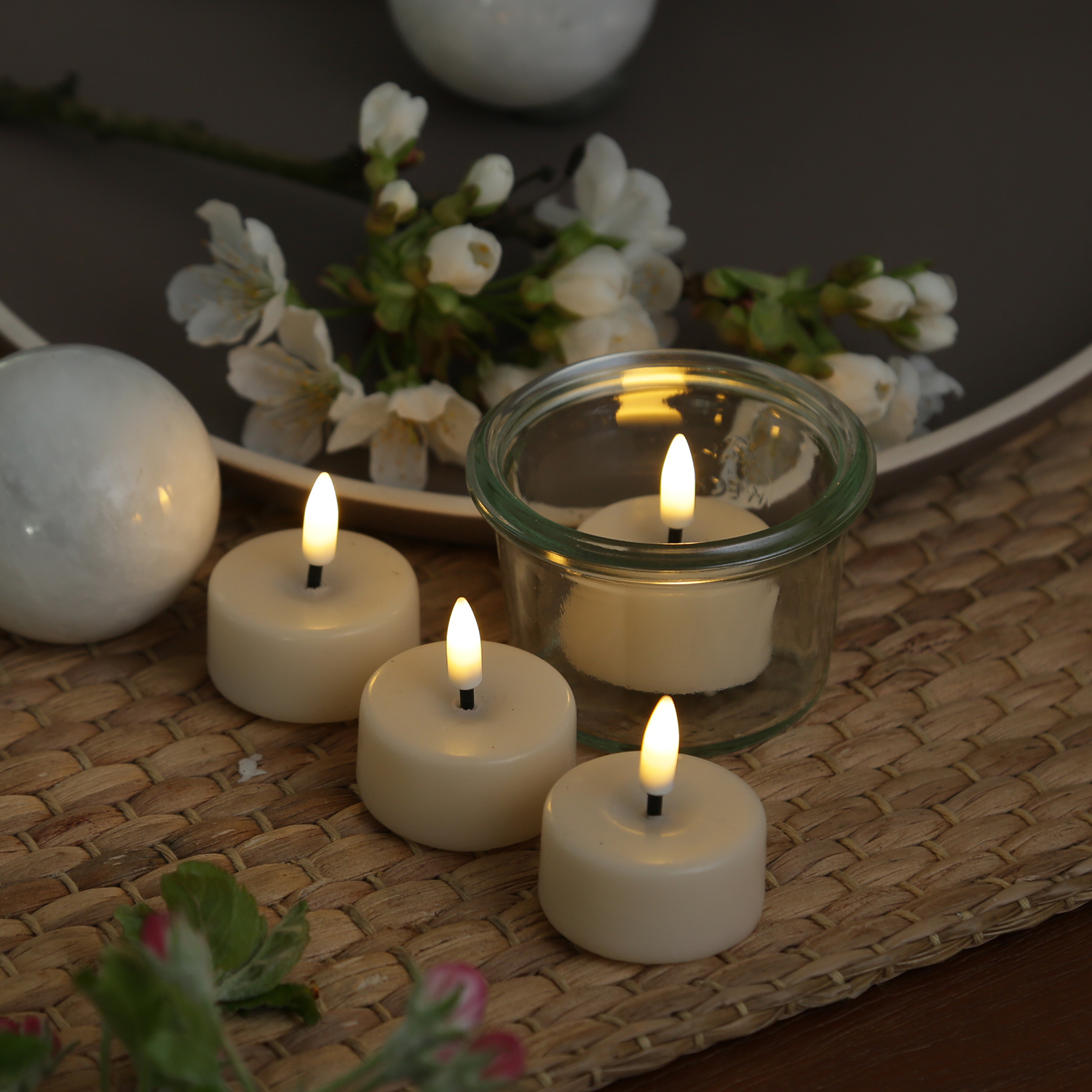 LED Mini Teelichter MIA - realistische 3D Flamme - D: 3,5cm - inkl. Batterien - creme - 4 Stück